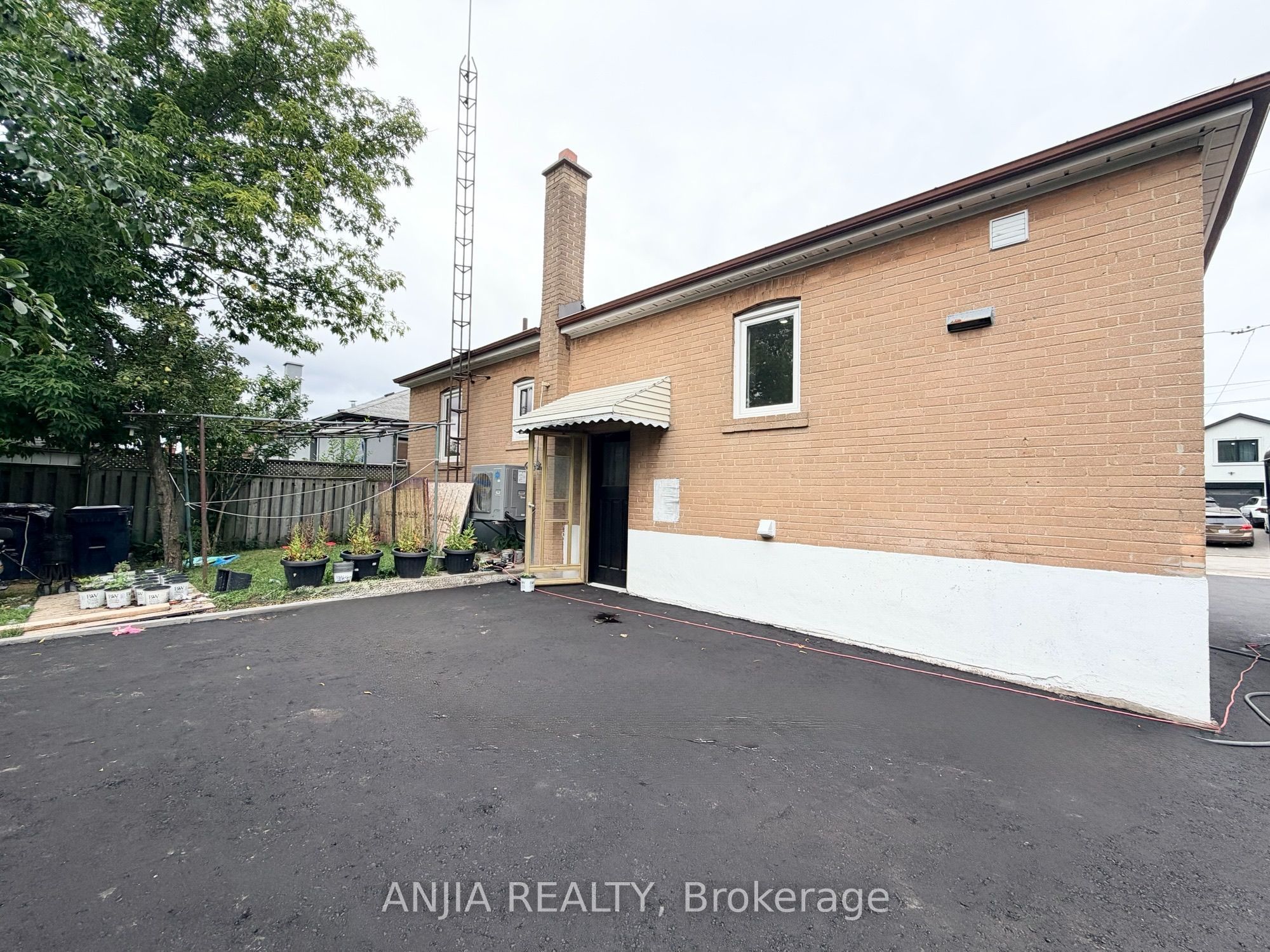 77 Nash Drive Property Photo 12