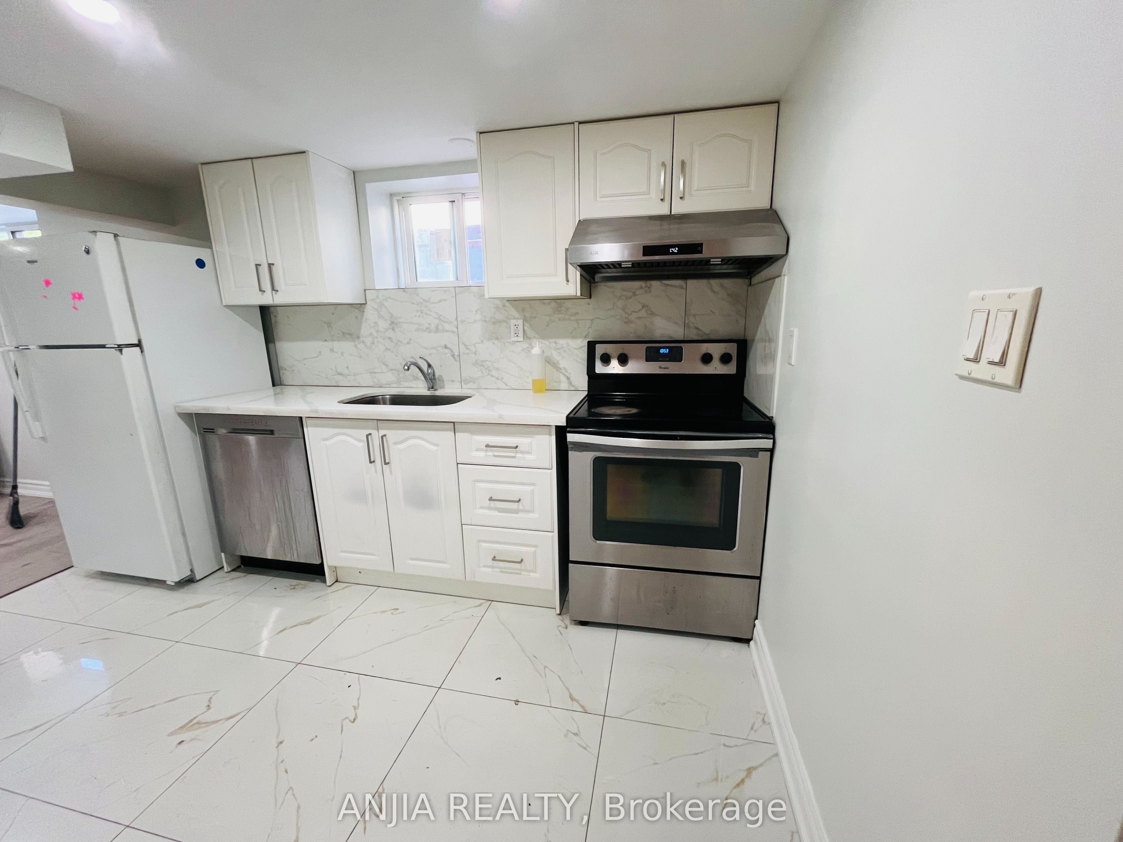 77 Nash Drive Property Photo 13