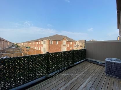 3060 Ernest Appelbe Boulevard Property Photo 4