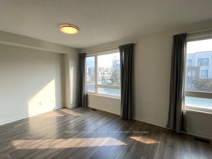 3060 Ernest Appelbe Boulevard Property Photo 19