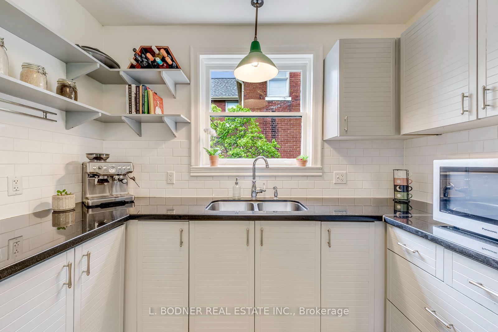 59 Queens Drive Property Photo 14
