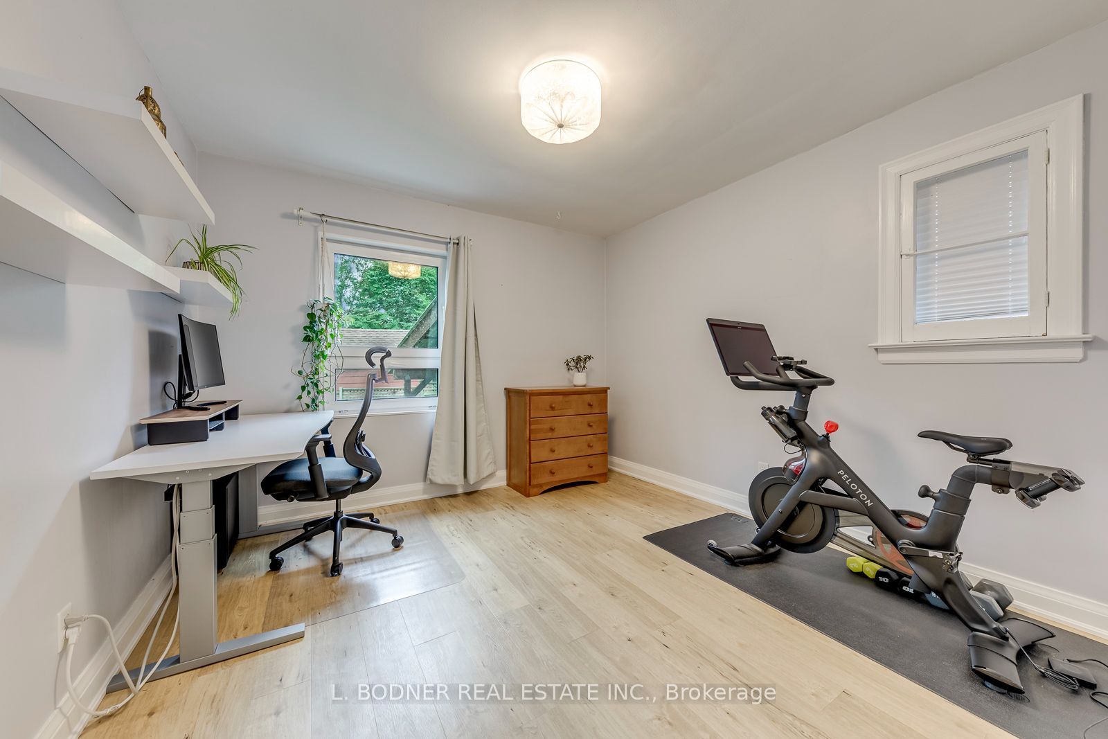 59 Queens Drive Property Photo 18