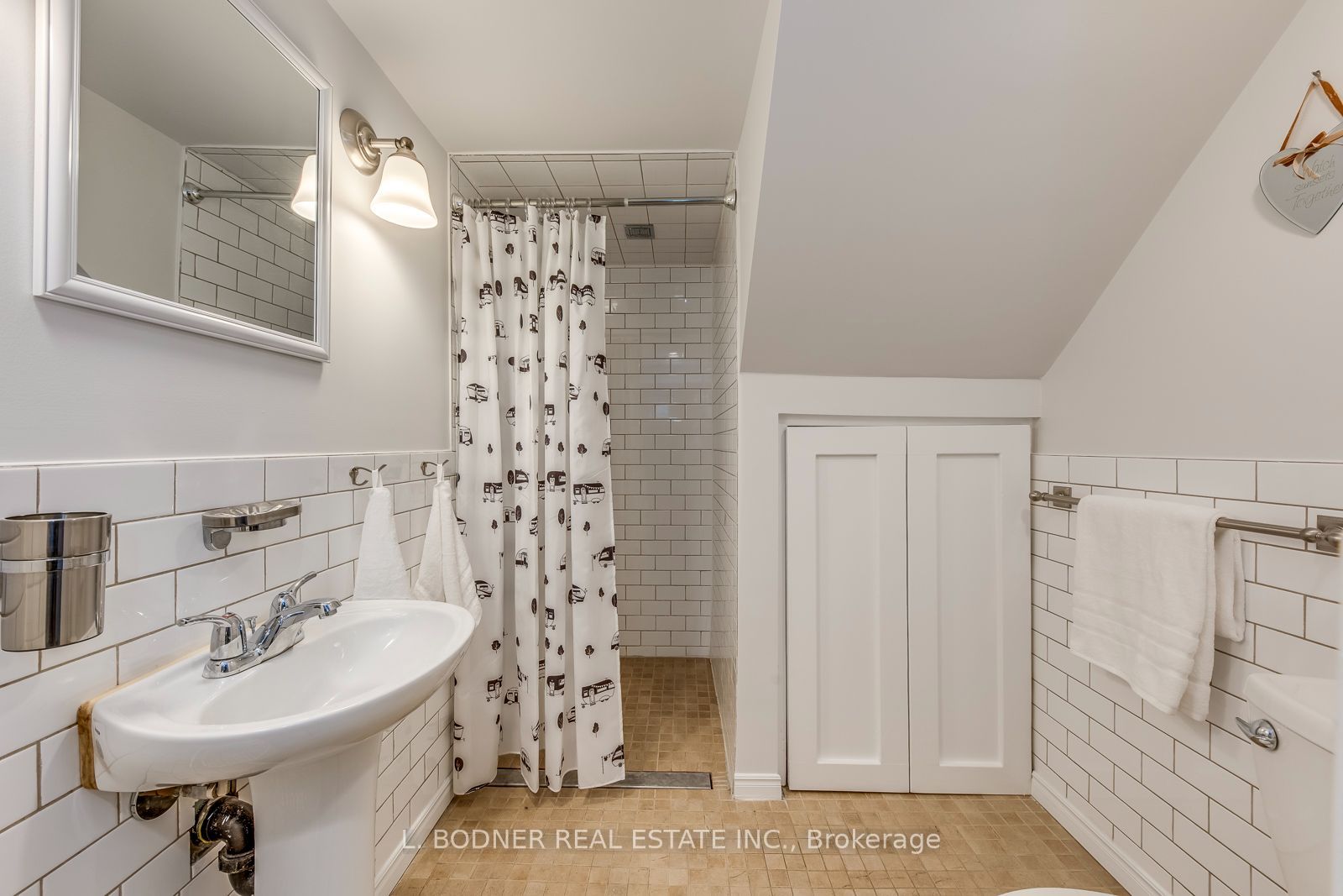 59 Queens Drive Property Photo 27