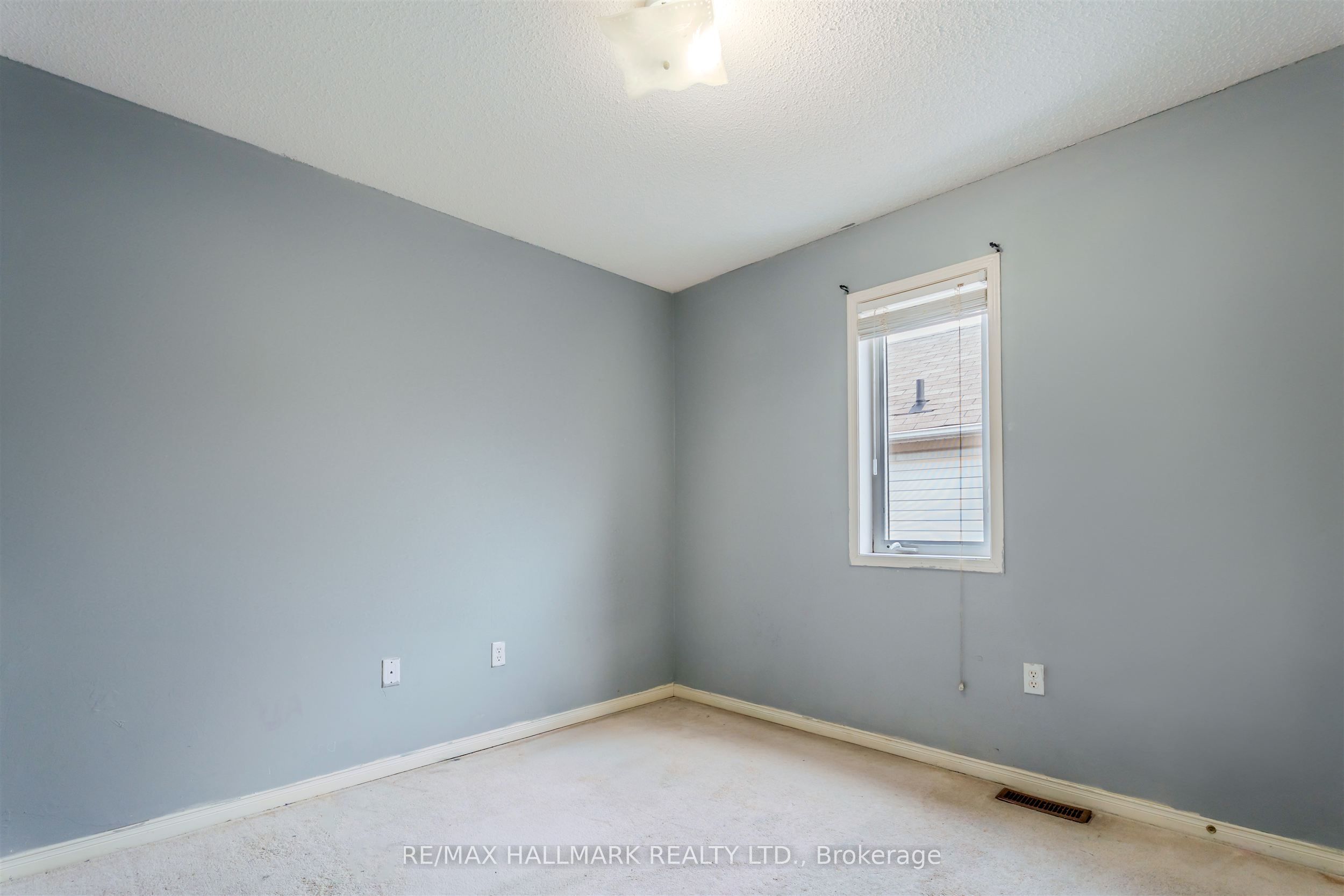 241 Featherstone Road Property Photo 21