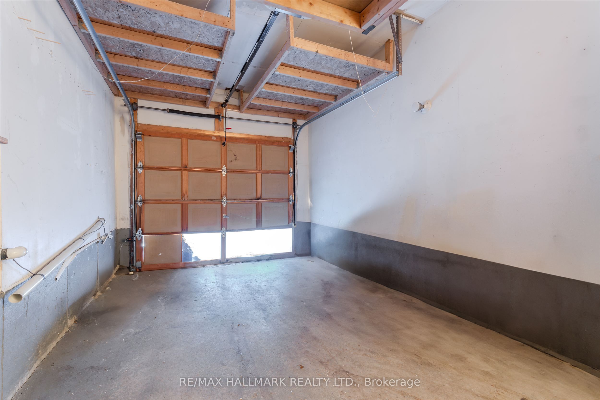 241 Featherstone Road Property Photo 31