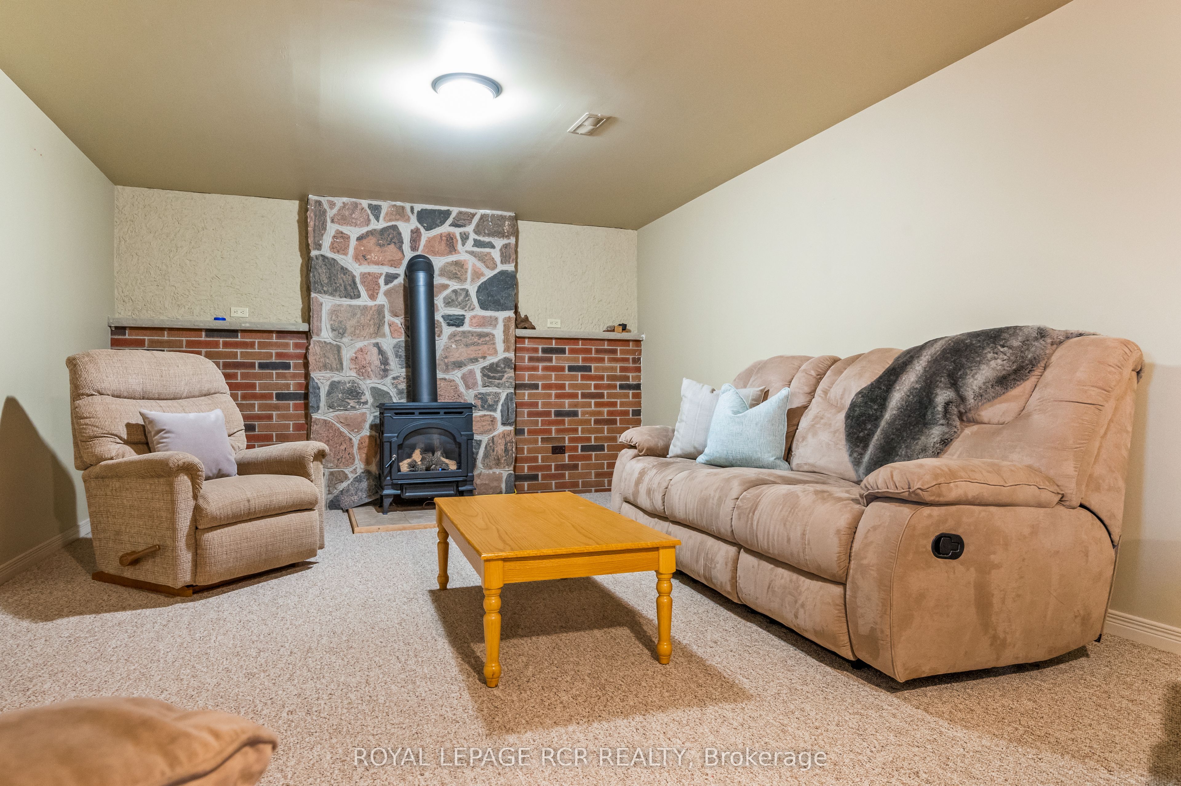89 Town Line Property Photo 29