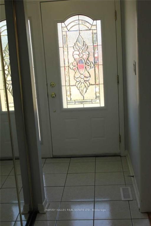 102 Goldcrest Road Property Photo 4
