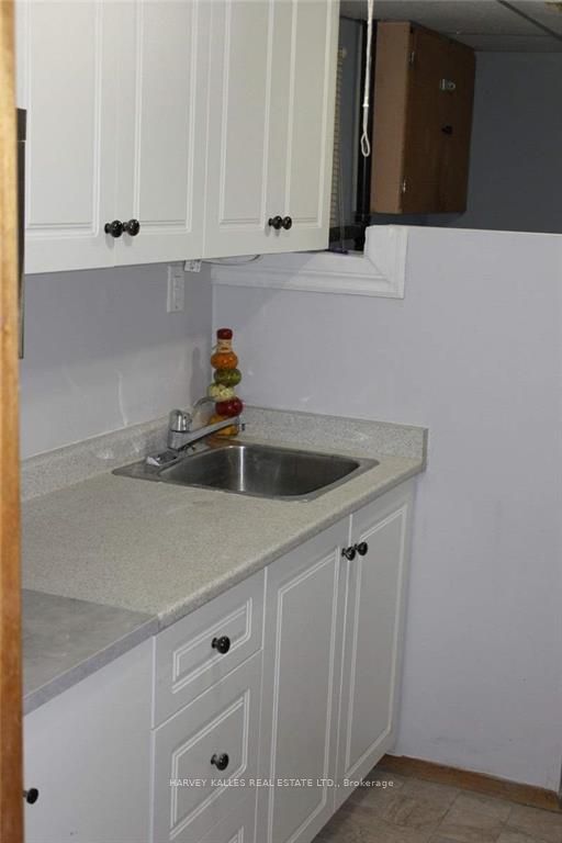 102 Goldcrest Road Property Photo 15