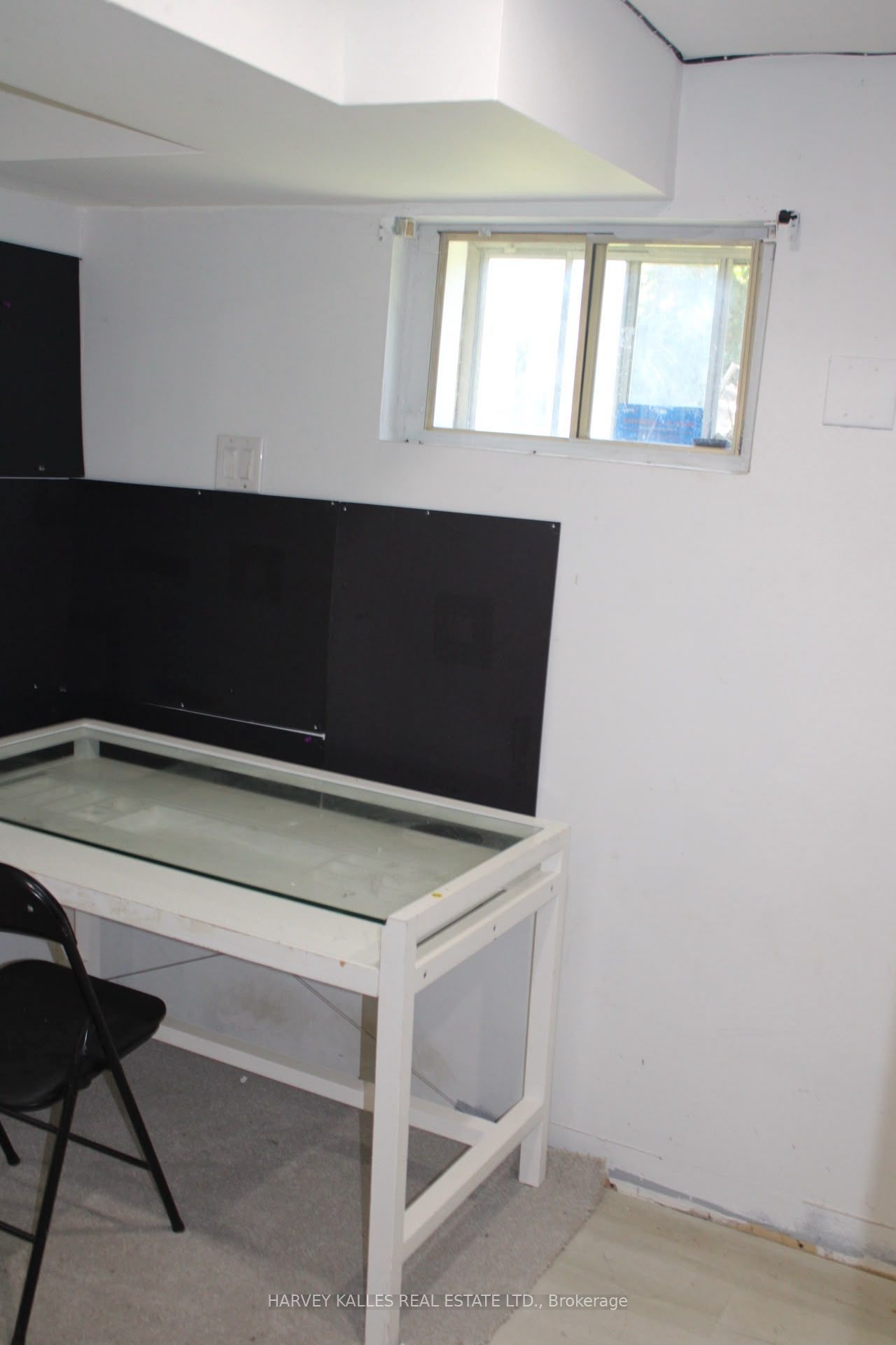 102 Goldcrest Road Property Photo 24