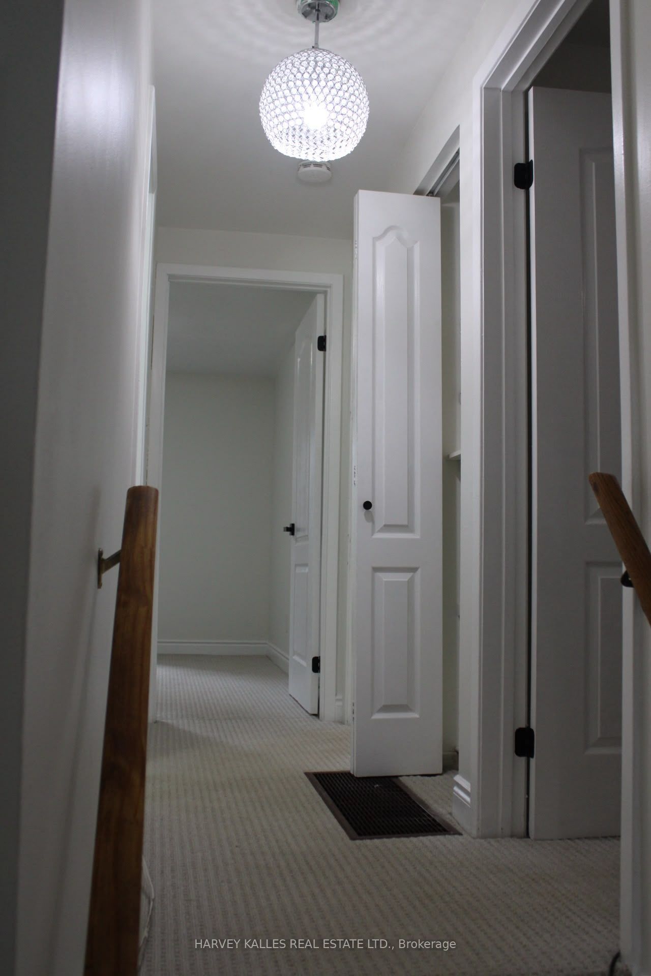 102 Goldcrest Road Property Photo 27