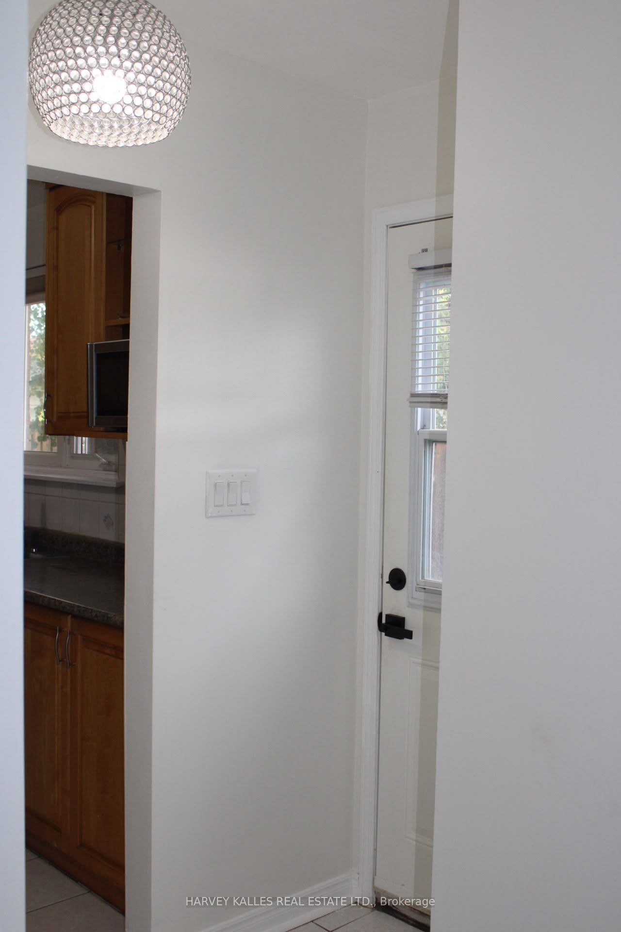 102 Goldcrest Road Property Photo 29
