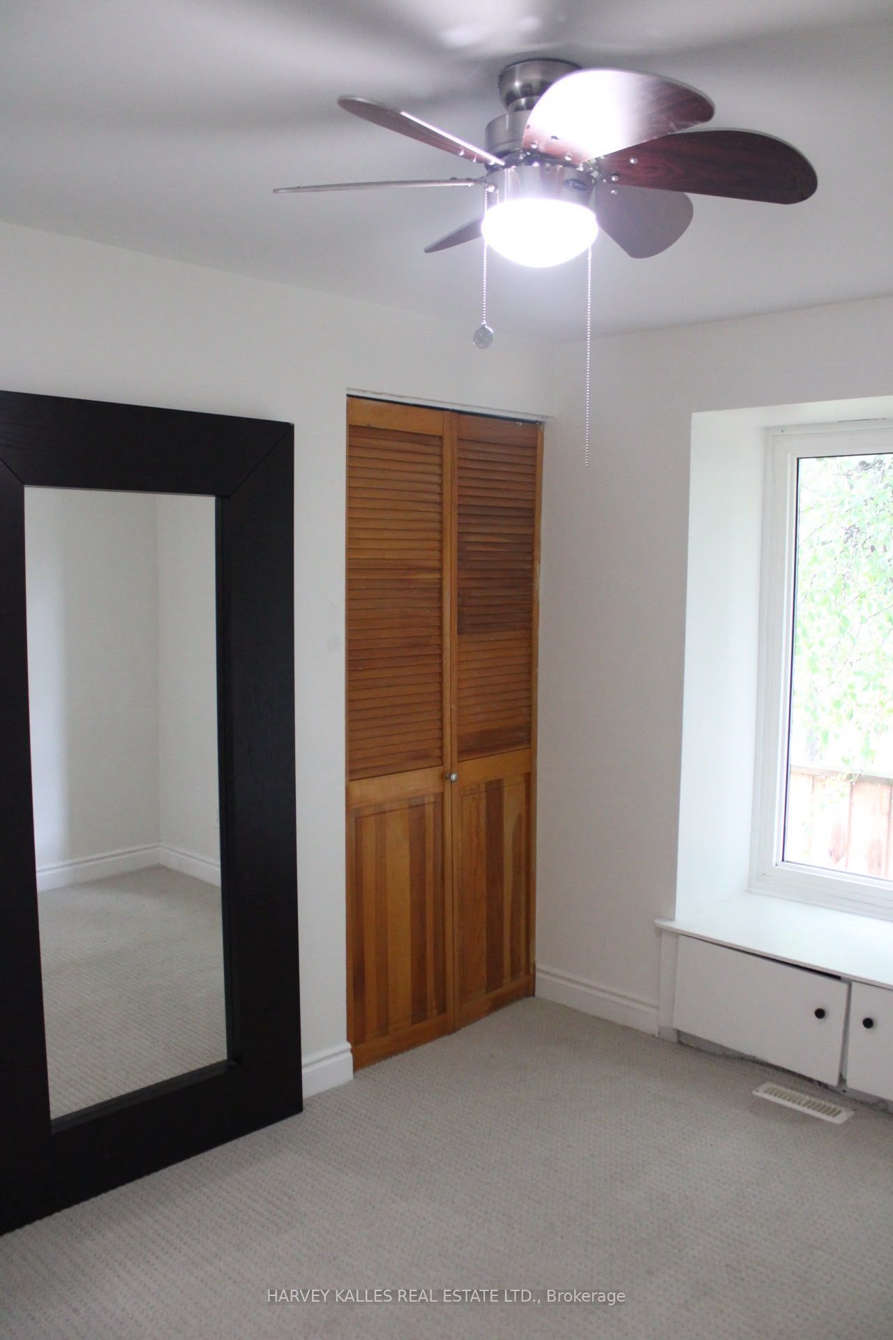 102 Goldcrest Road Property Photo 31