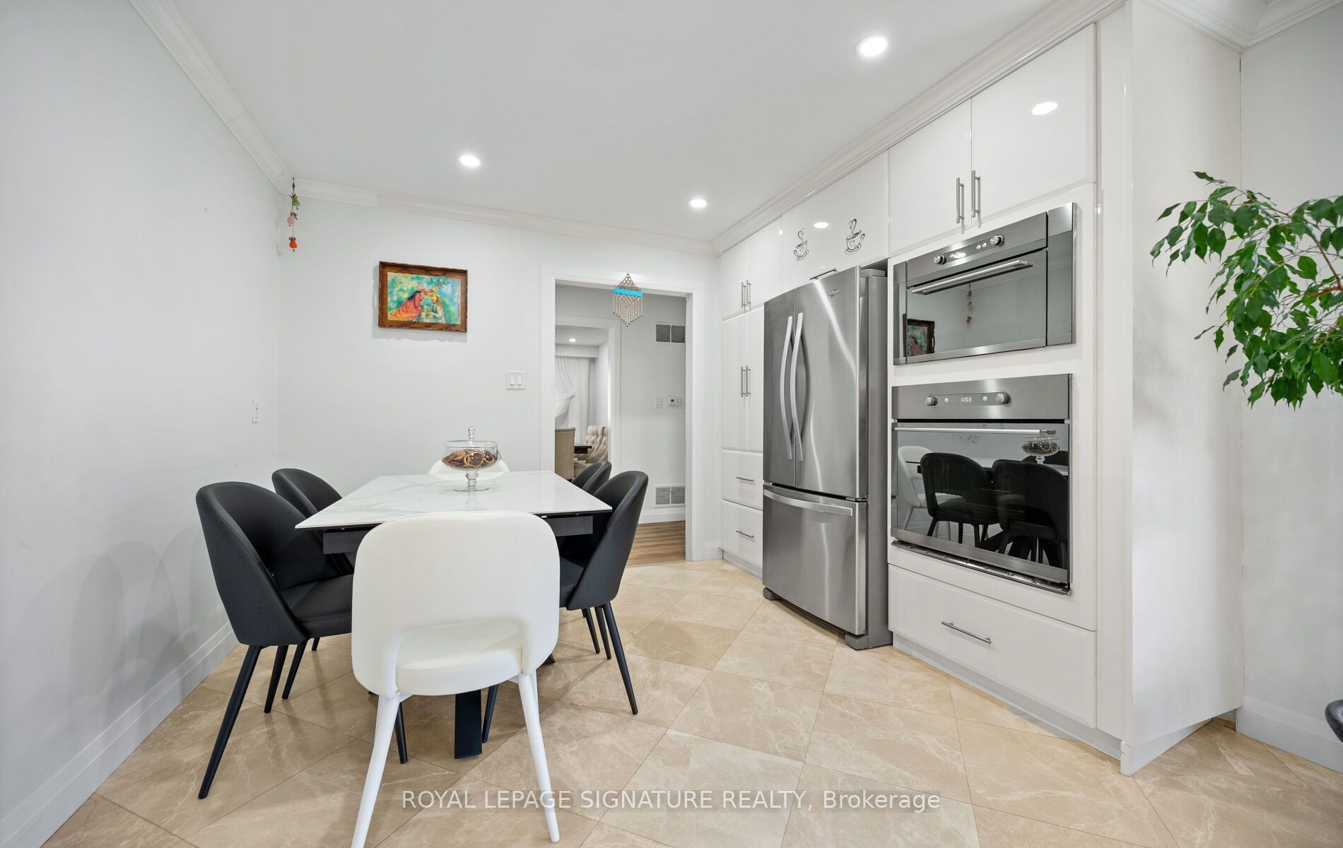 2221 Florian Road Property Photo 11