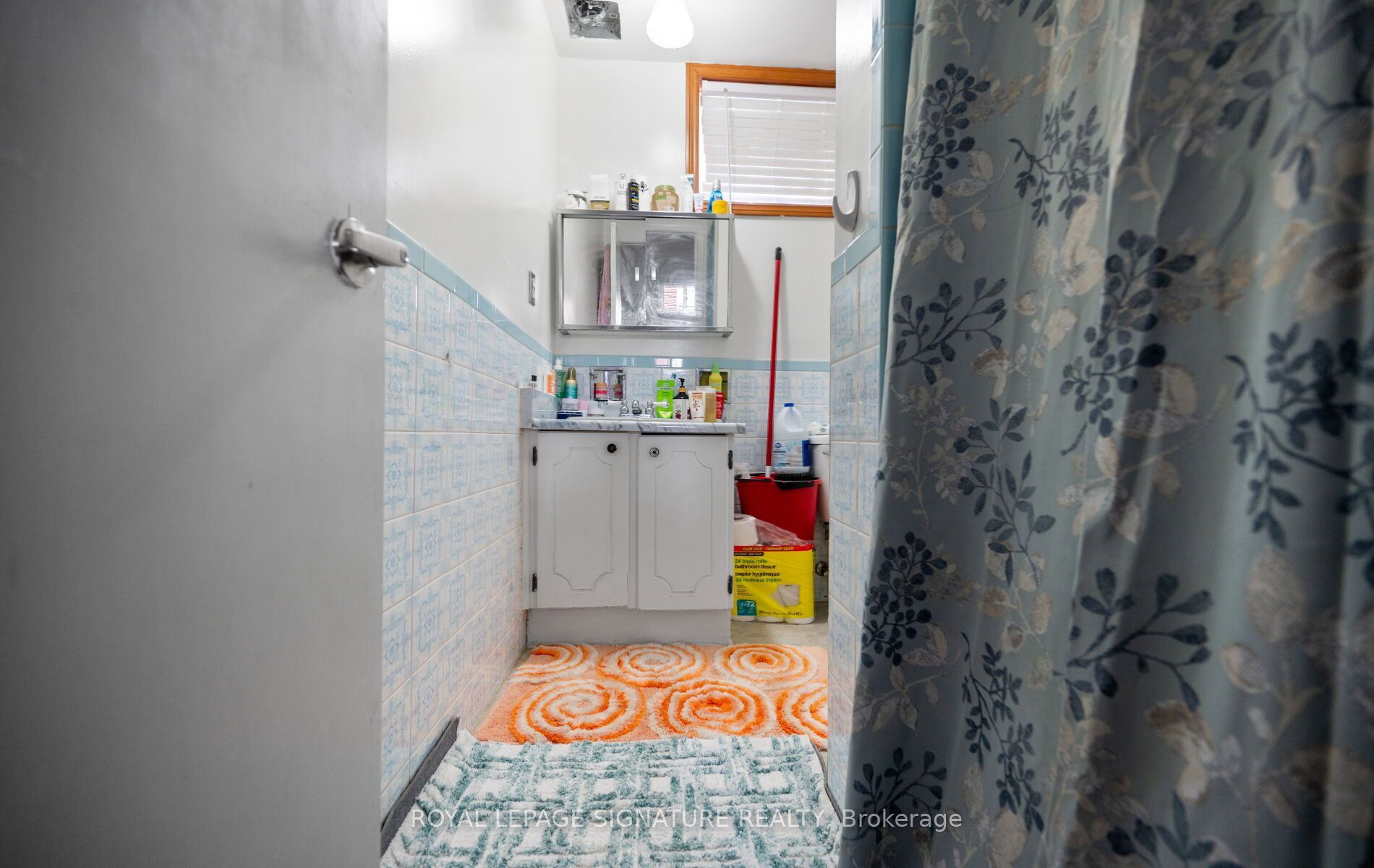 2221 Florian Road Property Photo 32