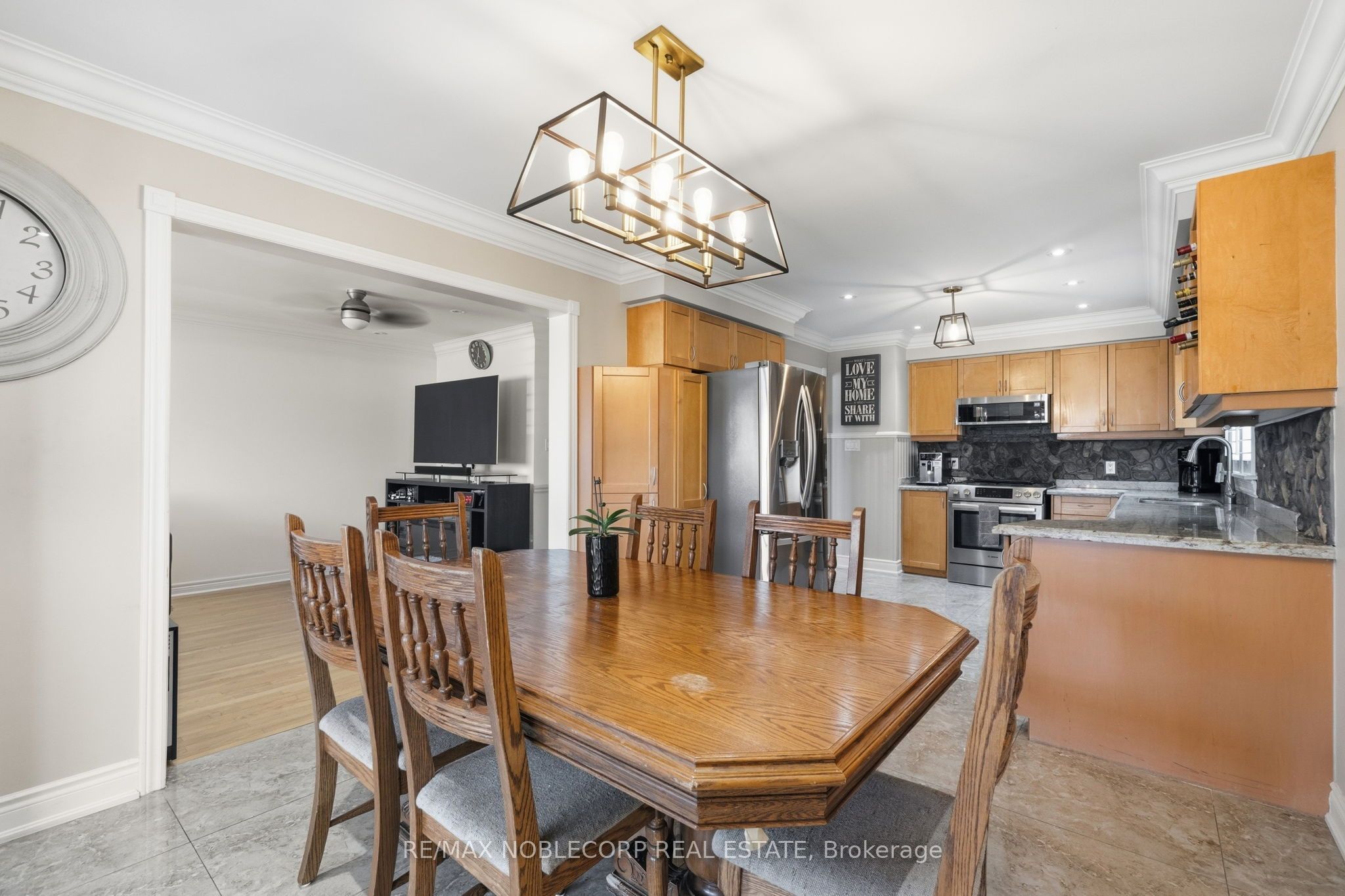 111 Emily Carr Crescent Property Photo 8