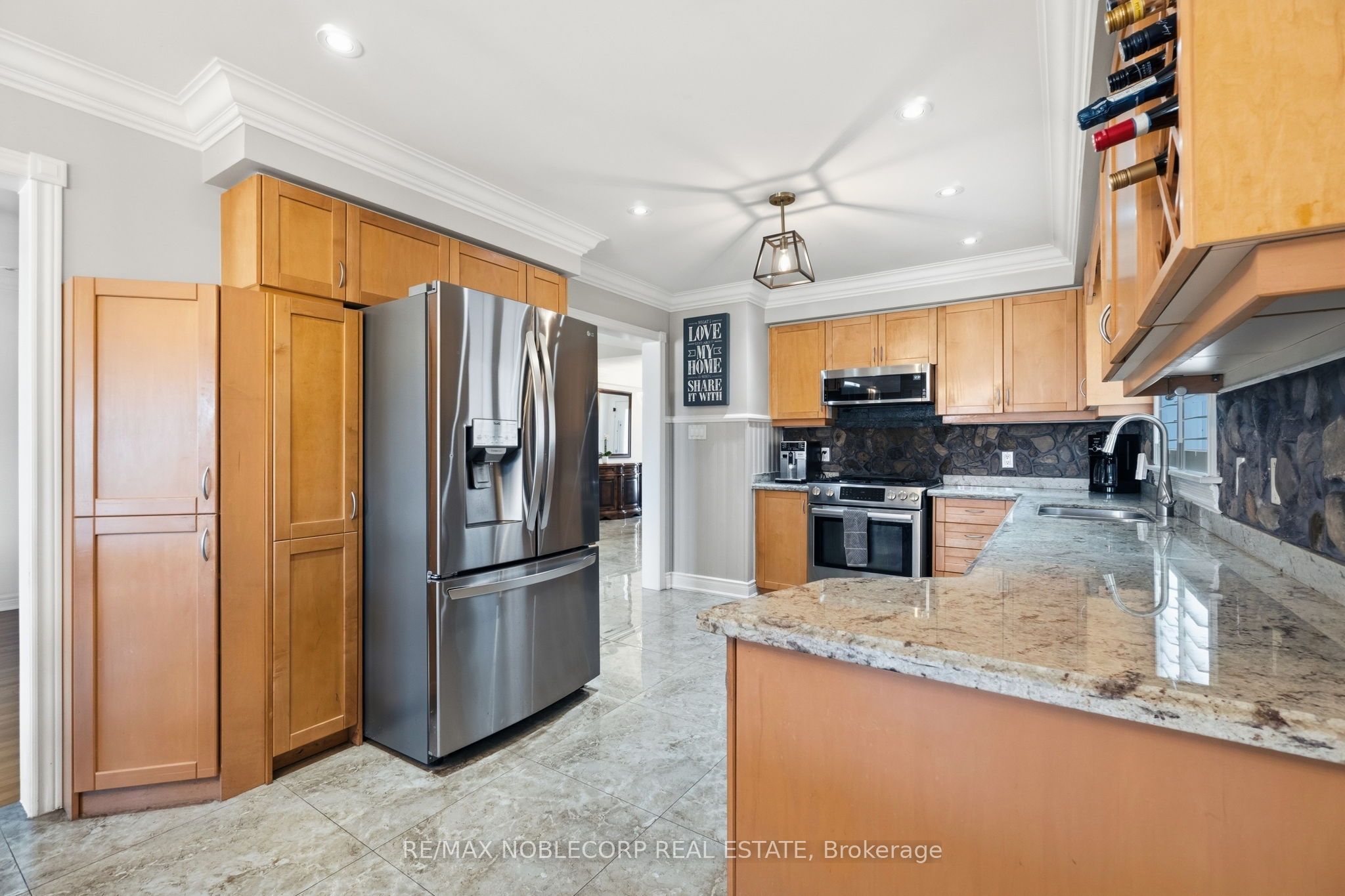 111 Emily Carr Crescent Property Photo 14