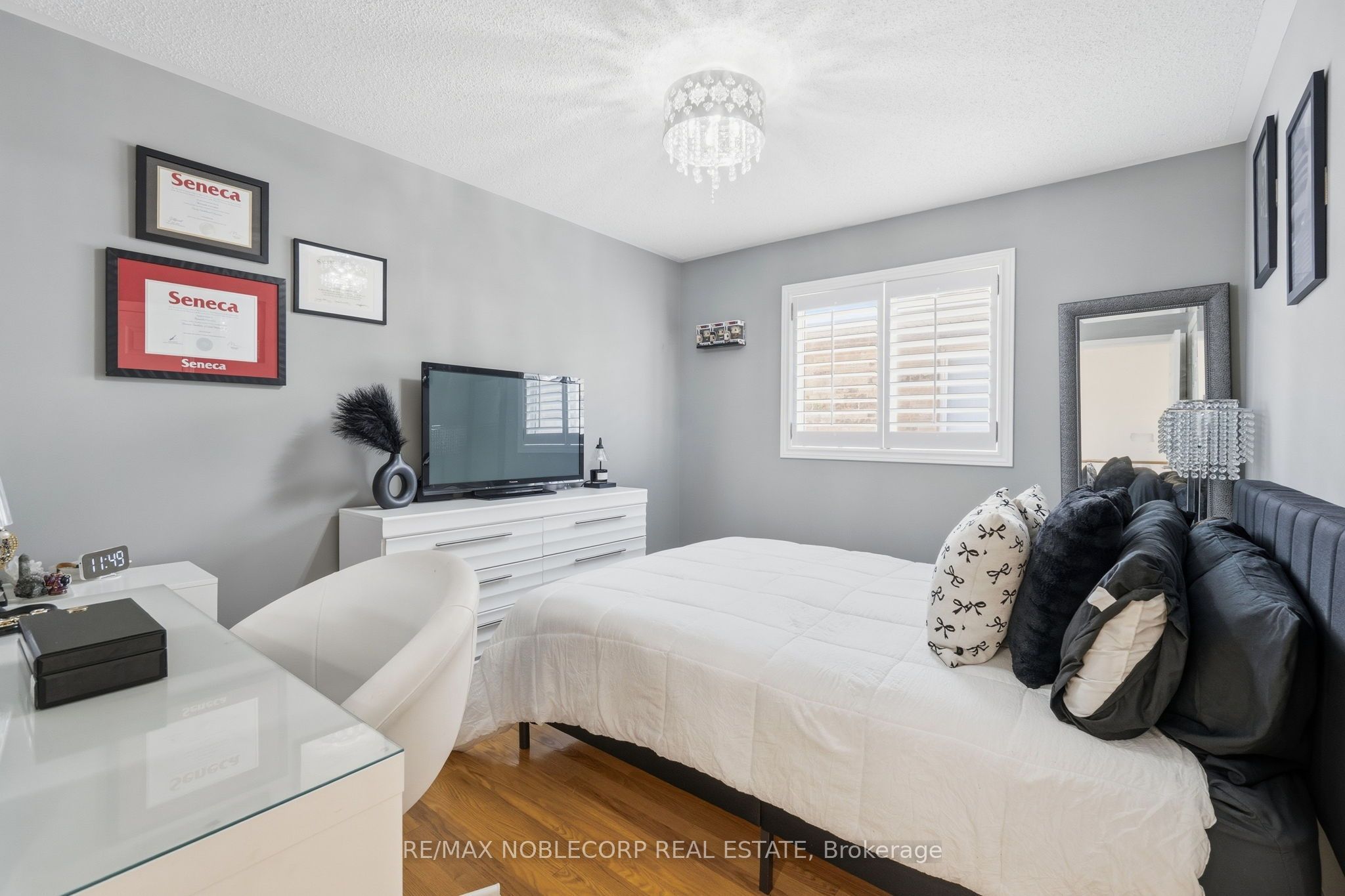 111 Emily Carr Crescent Property Photo 28