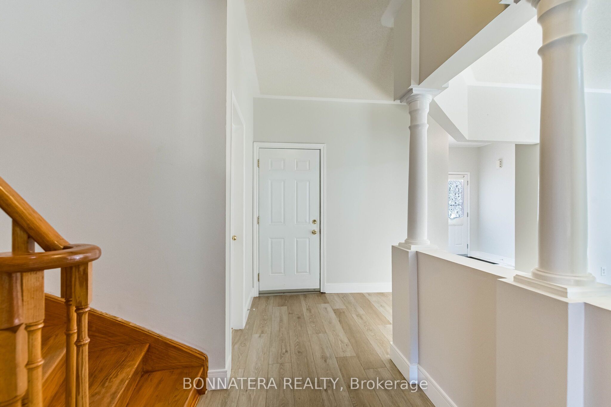 4297 Guildwood Way Property Photo 8