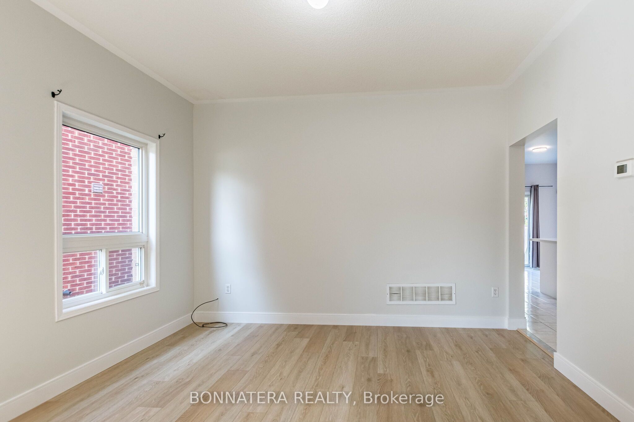 4297 Guildwood Way Property Photo 12