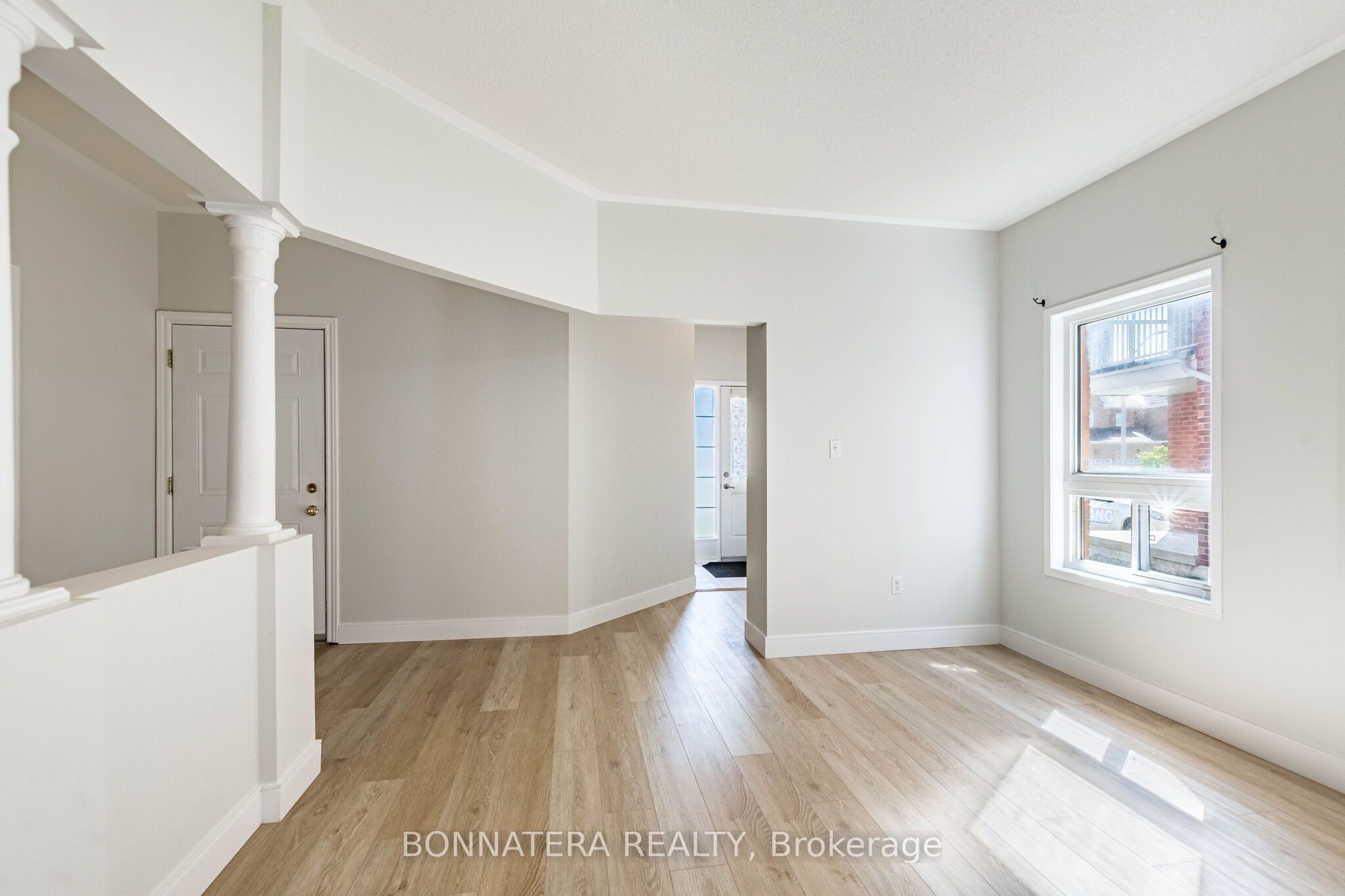4297 Guildwood Way Property Photo 14