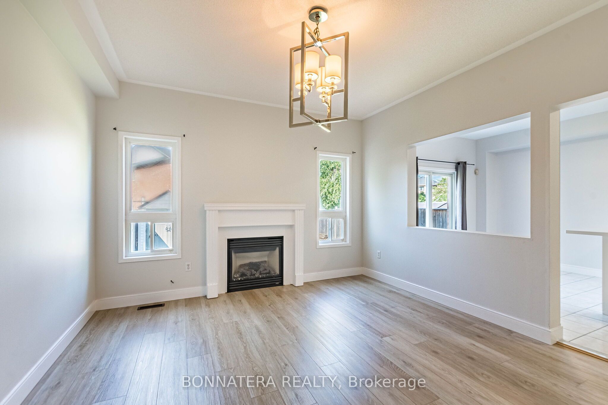 4297 Guildwood Way Property Photo 17