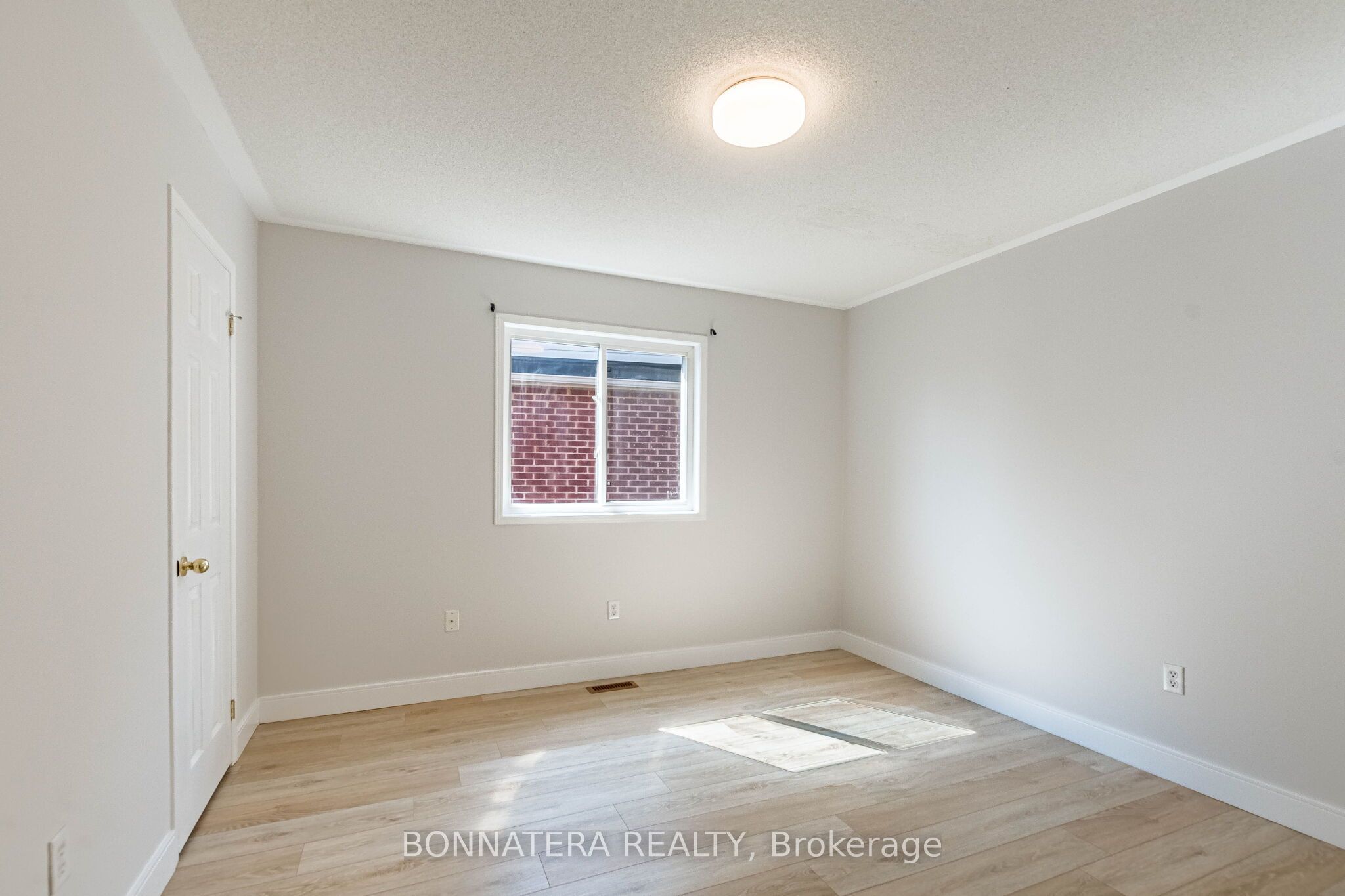 4297 Guildwood Way Property Photo 46