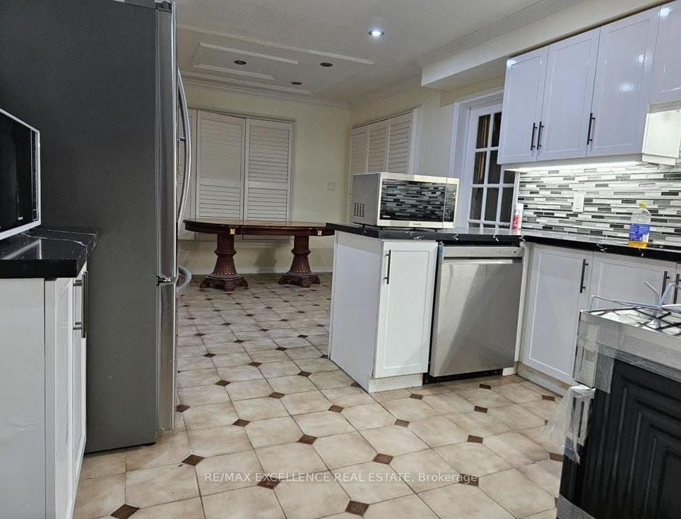 58 O'hara Place Property Photo 6