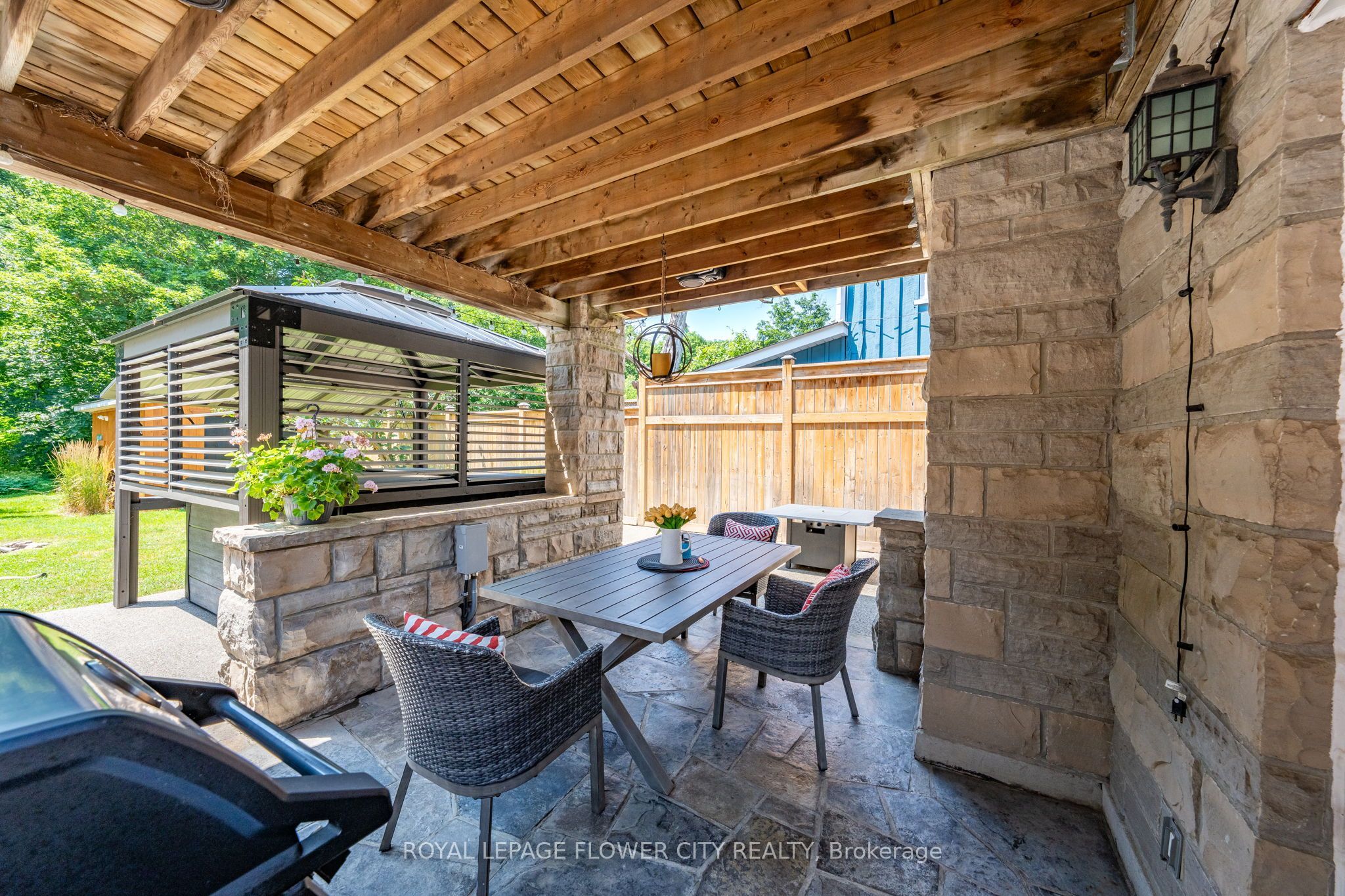 15626 Mclaughlin Road Property Photo 10