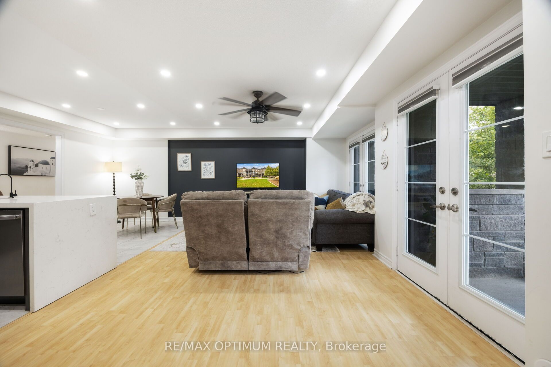 200 Veterans Drive 160 Property Photo 7