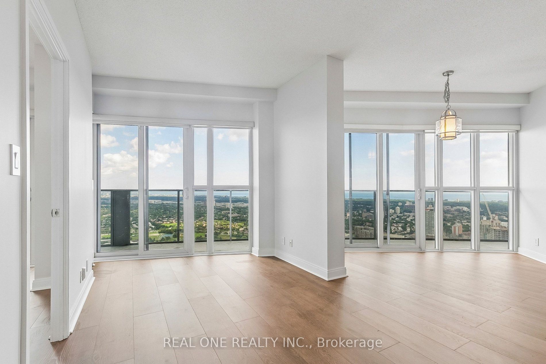 60 Absolute Avenue 5301 Property Photo 1