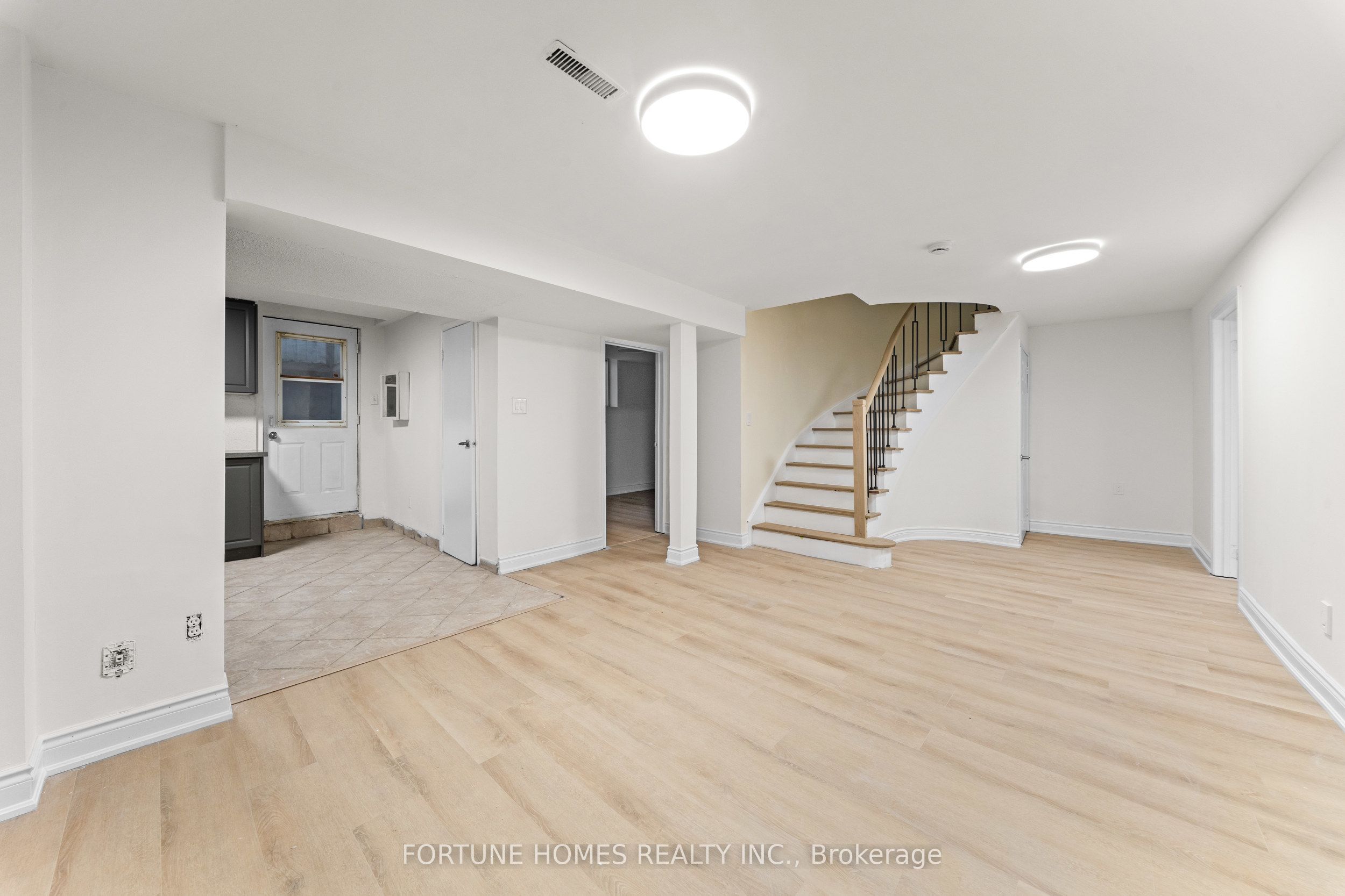 1 Ortona Drive Property Photo 31