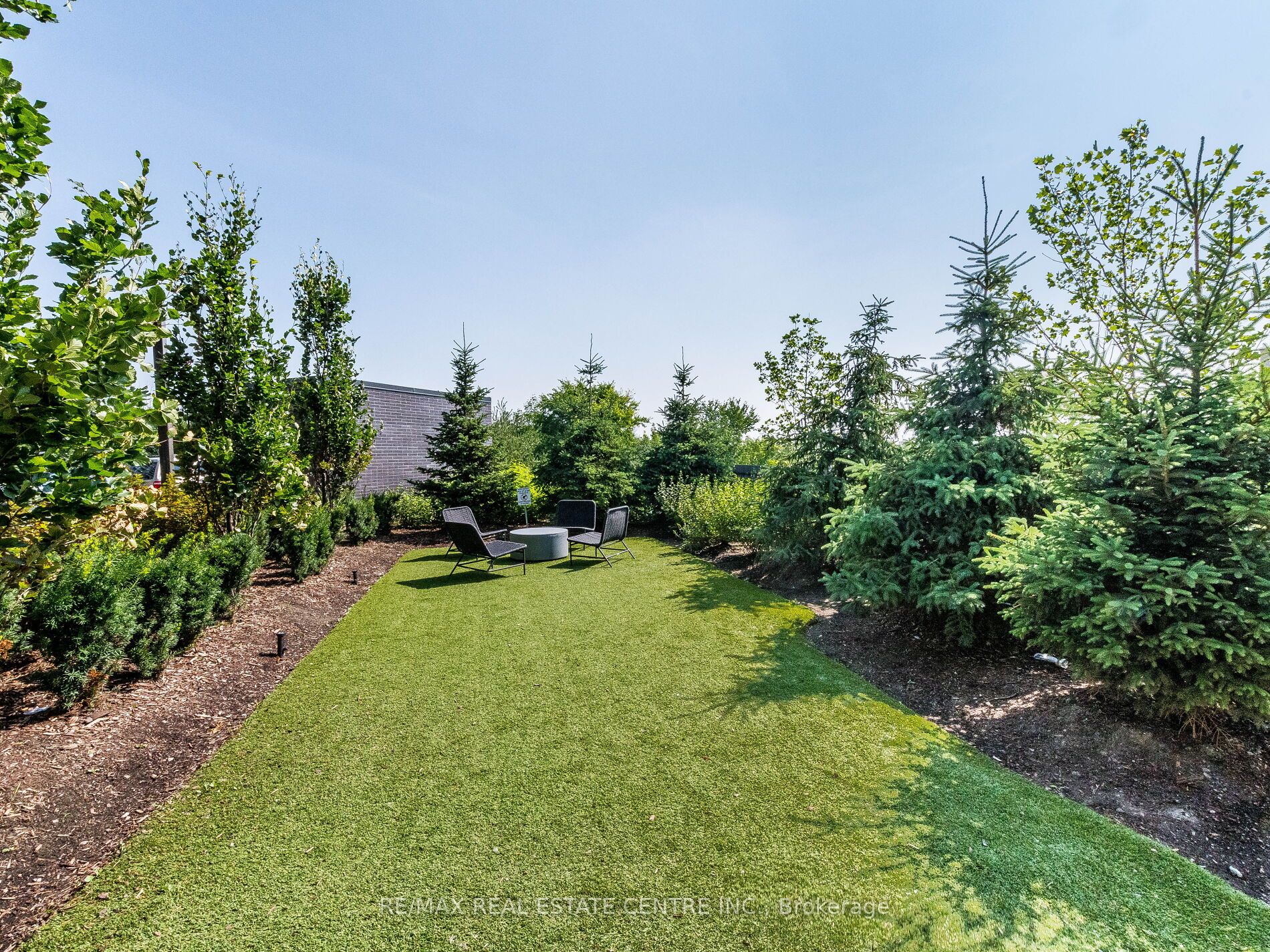 215 Veterans Drive 211 Property Photo 6
