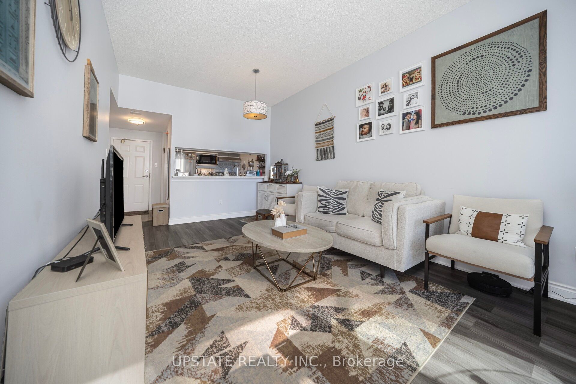 250 Webb Drive 1607 Property Photo 15