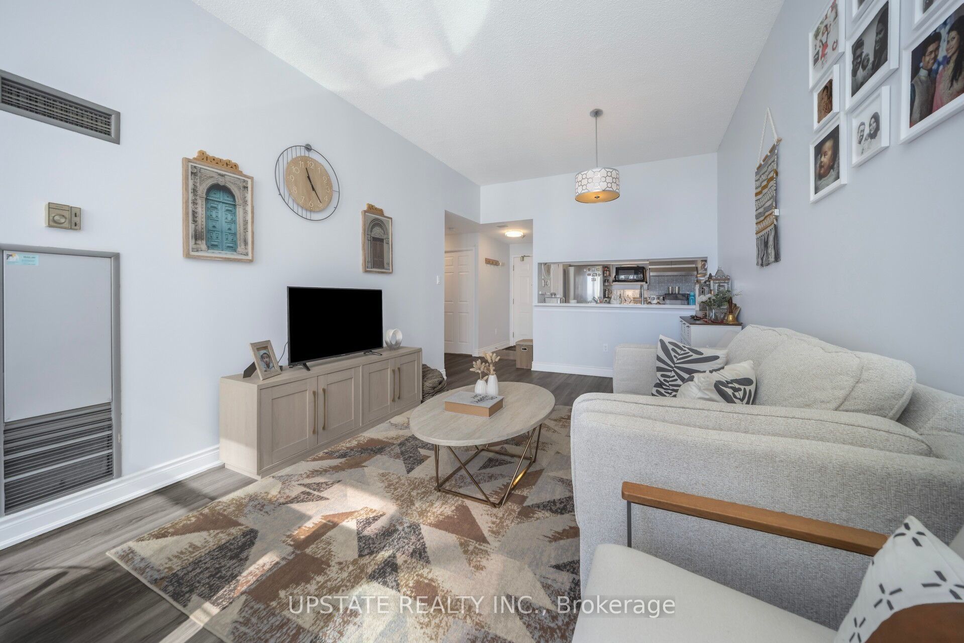 250 Webb Drive 1607 Property Photo 16
