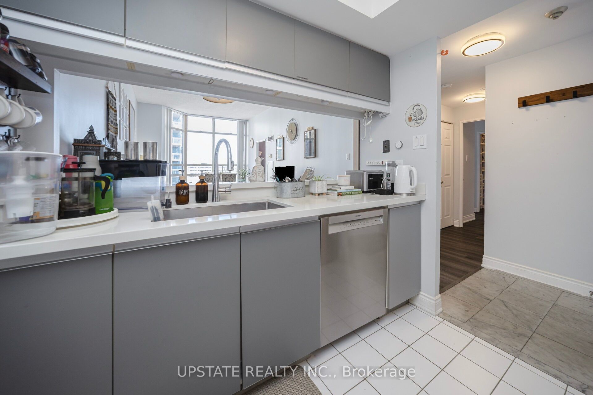 250 Webb Drive 1607 Property Photo 22