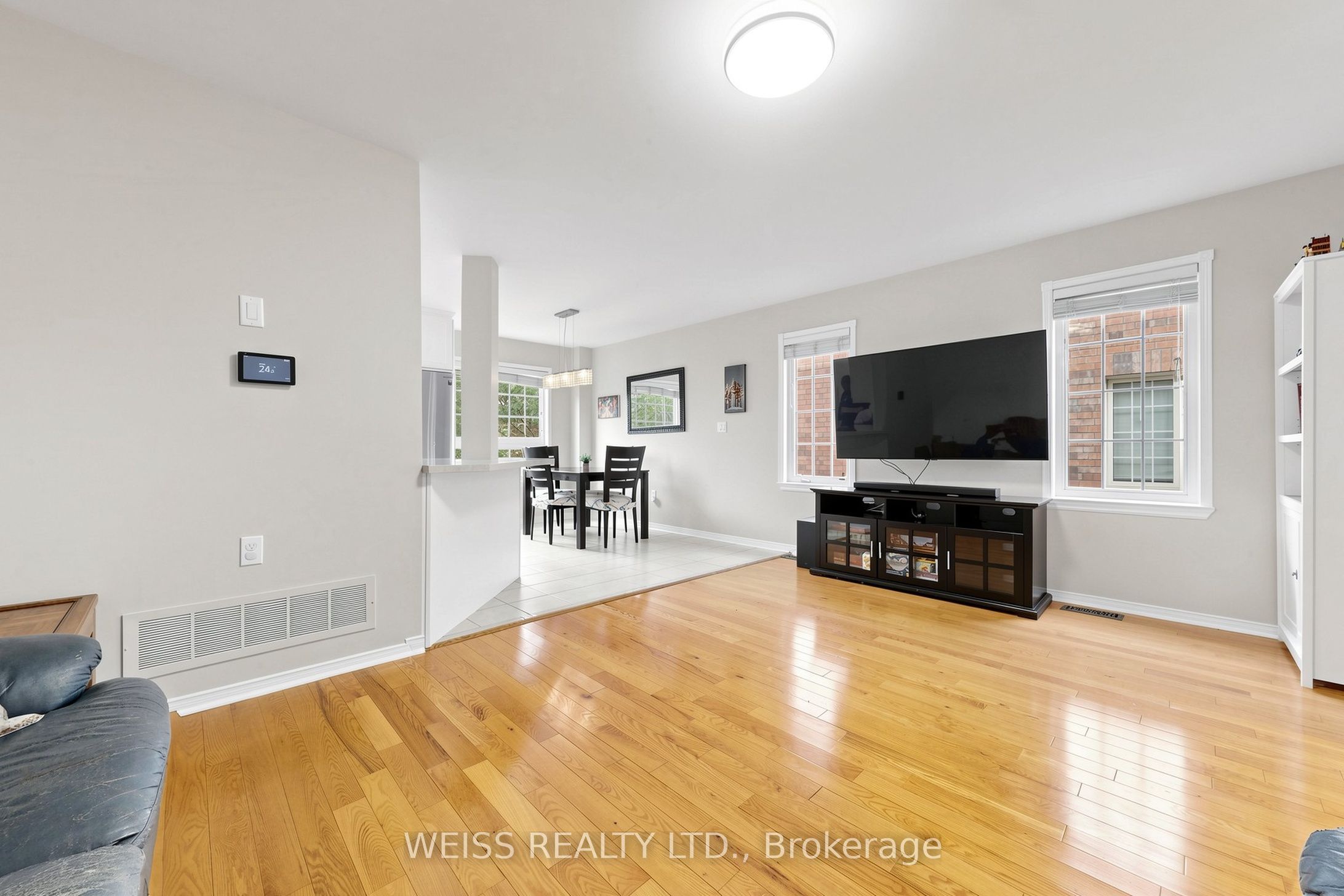 5260 Mcfarren Boulevard 31 Property Photo 6