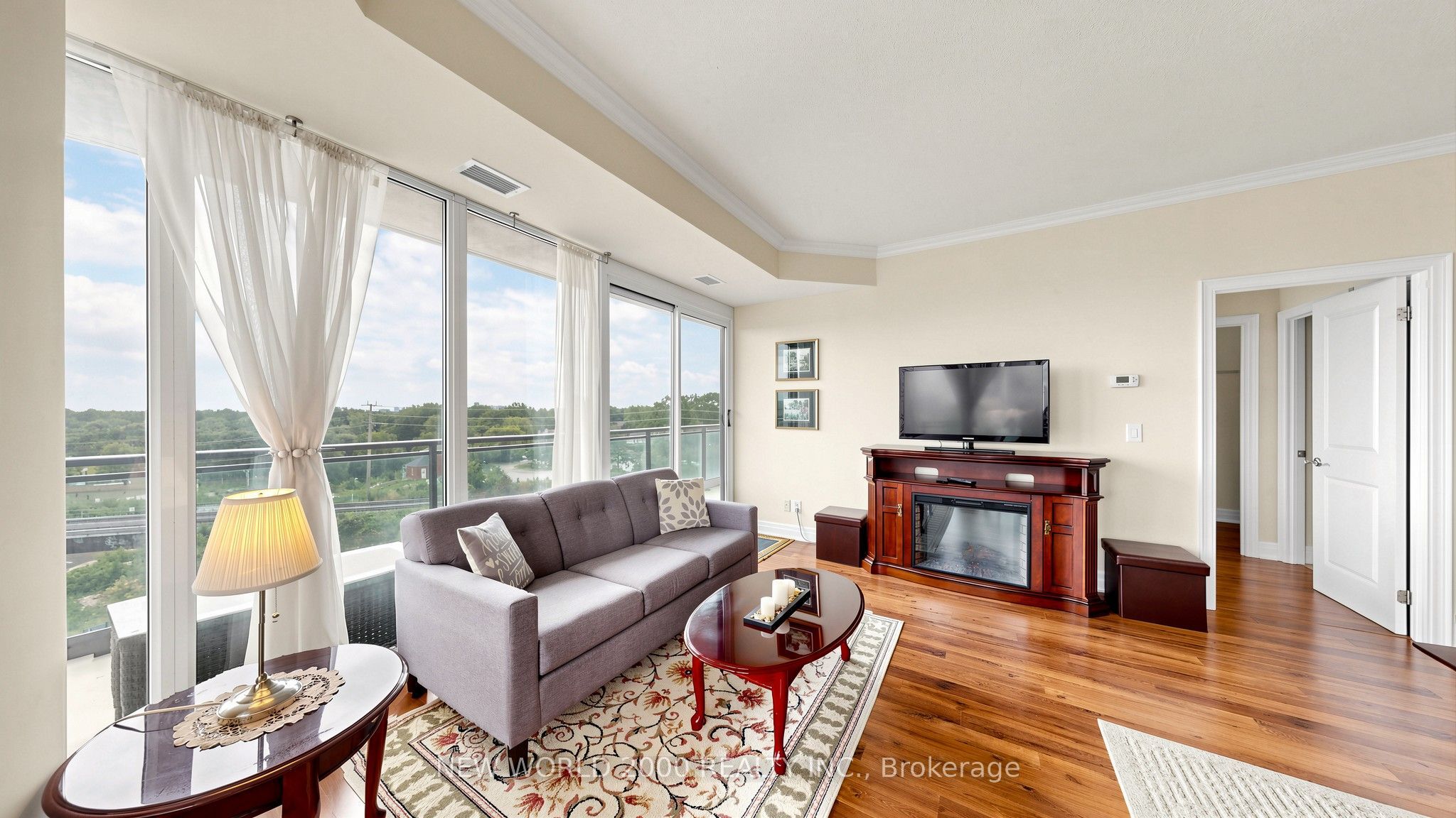100 John Street 502 Property Photo 4