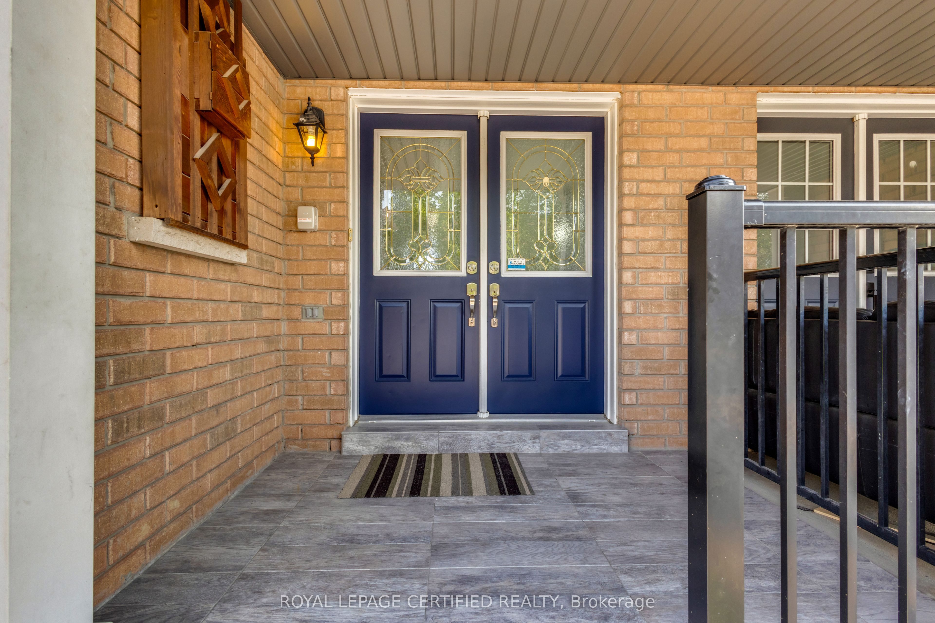 56 Pefferlaw Circle Property Photo 3