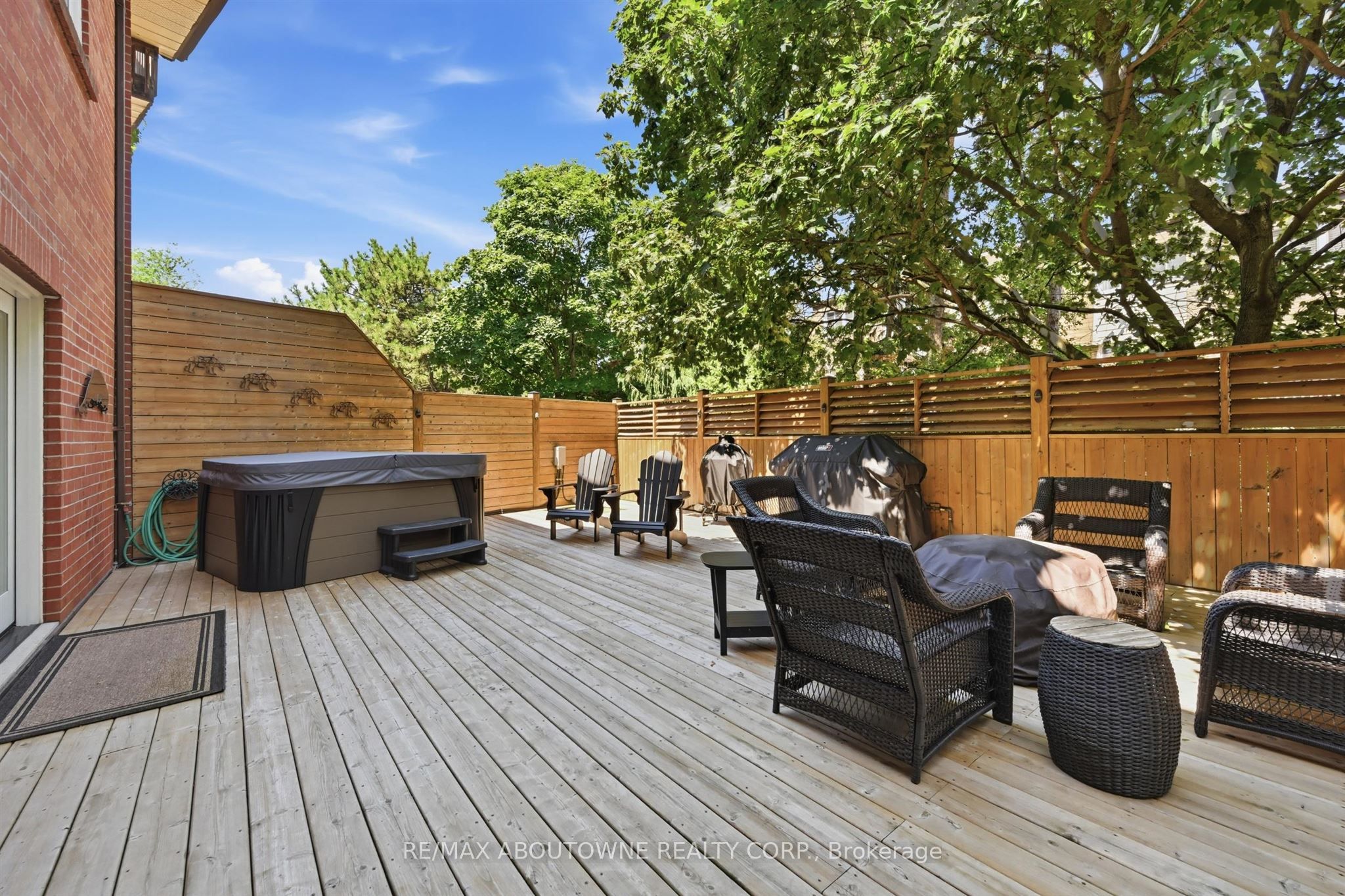 25 Southwind Terrace Property Photo 18