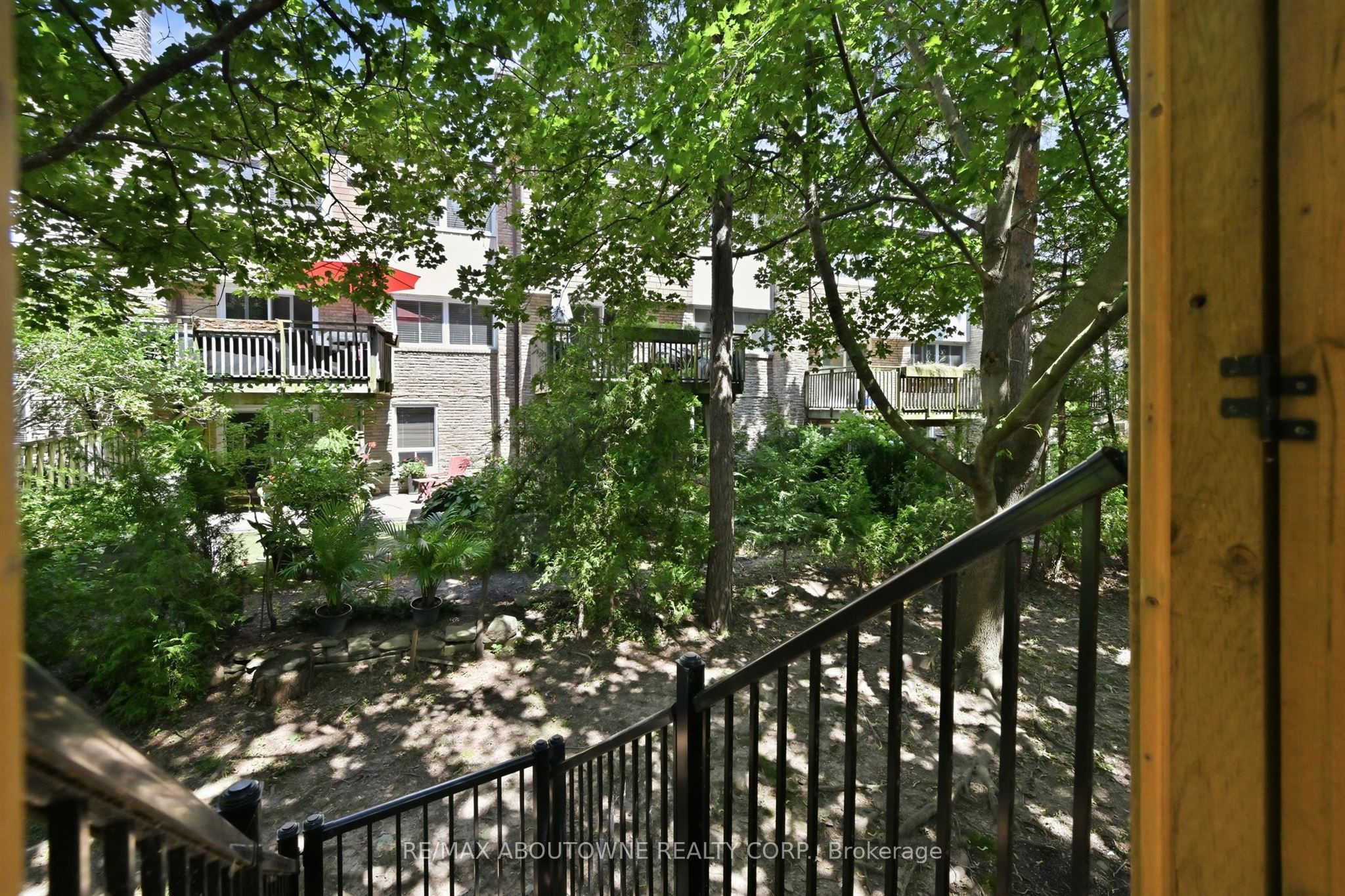 25 Southwind Terrace Property Photo 21
