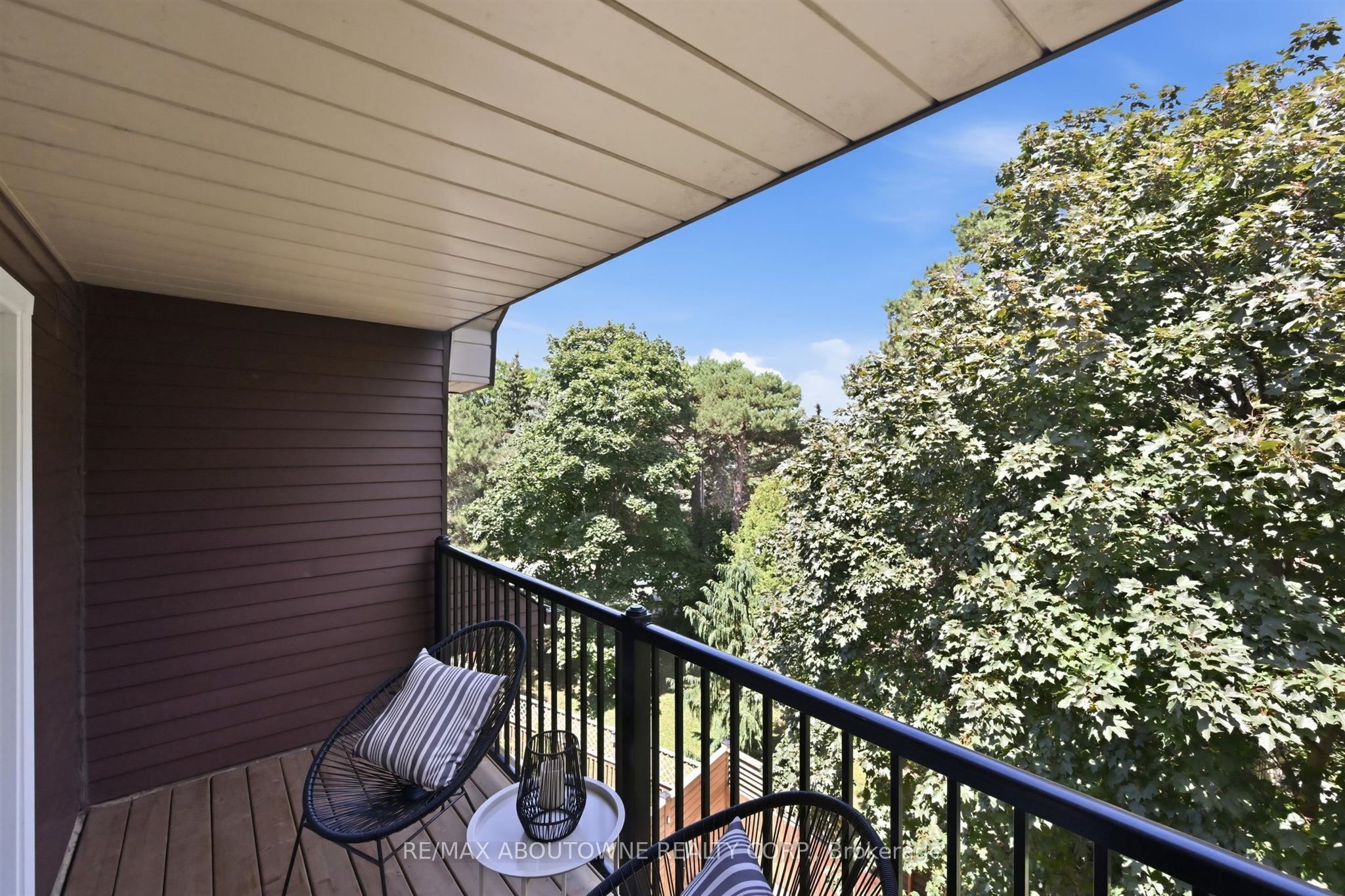 25 Southwind Terrace Property Photo 36