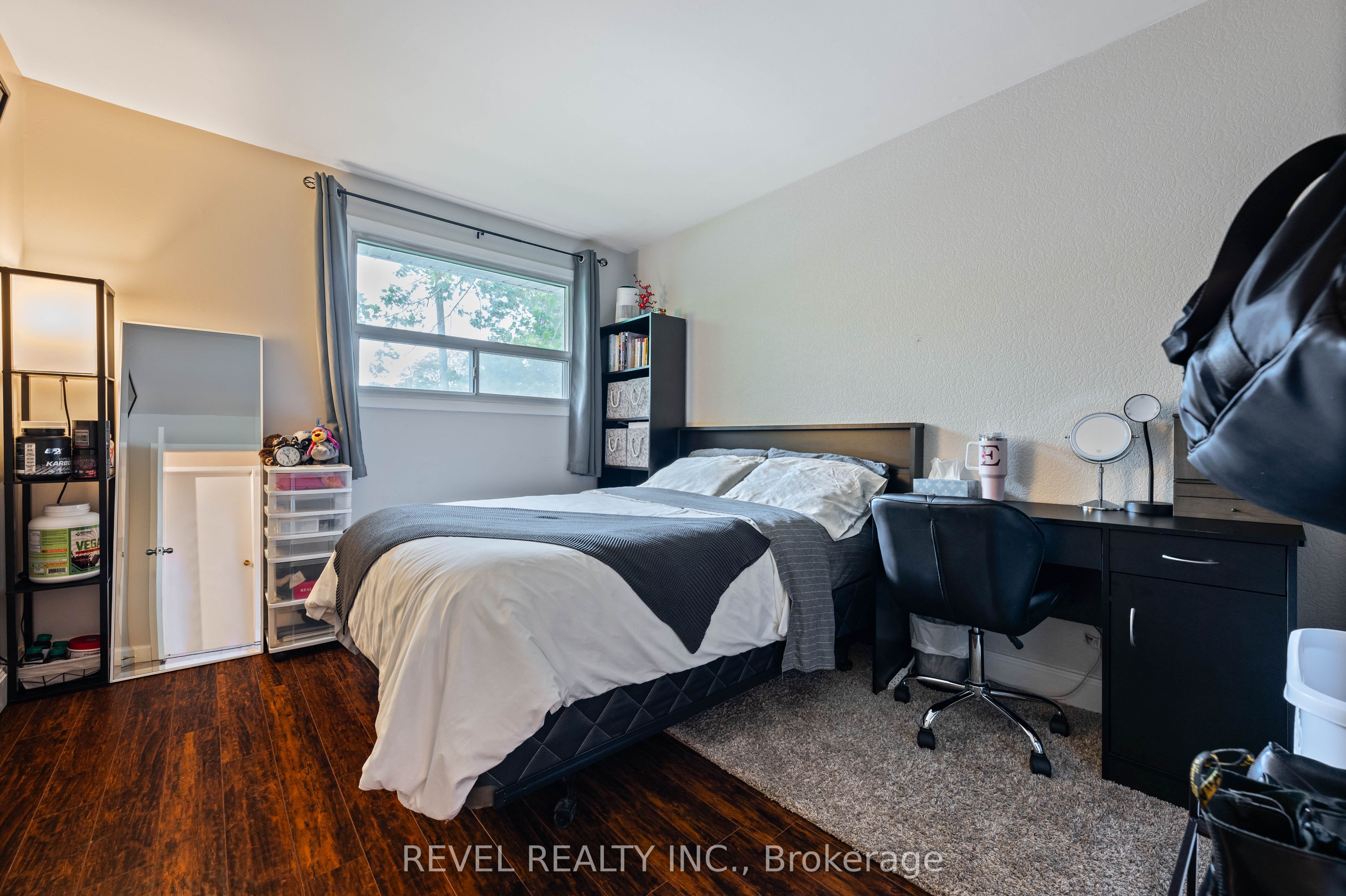 67 Carlton Drive Property Photo 4