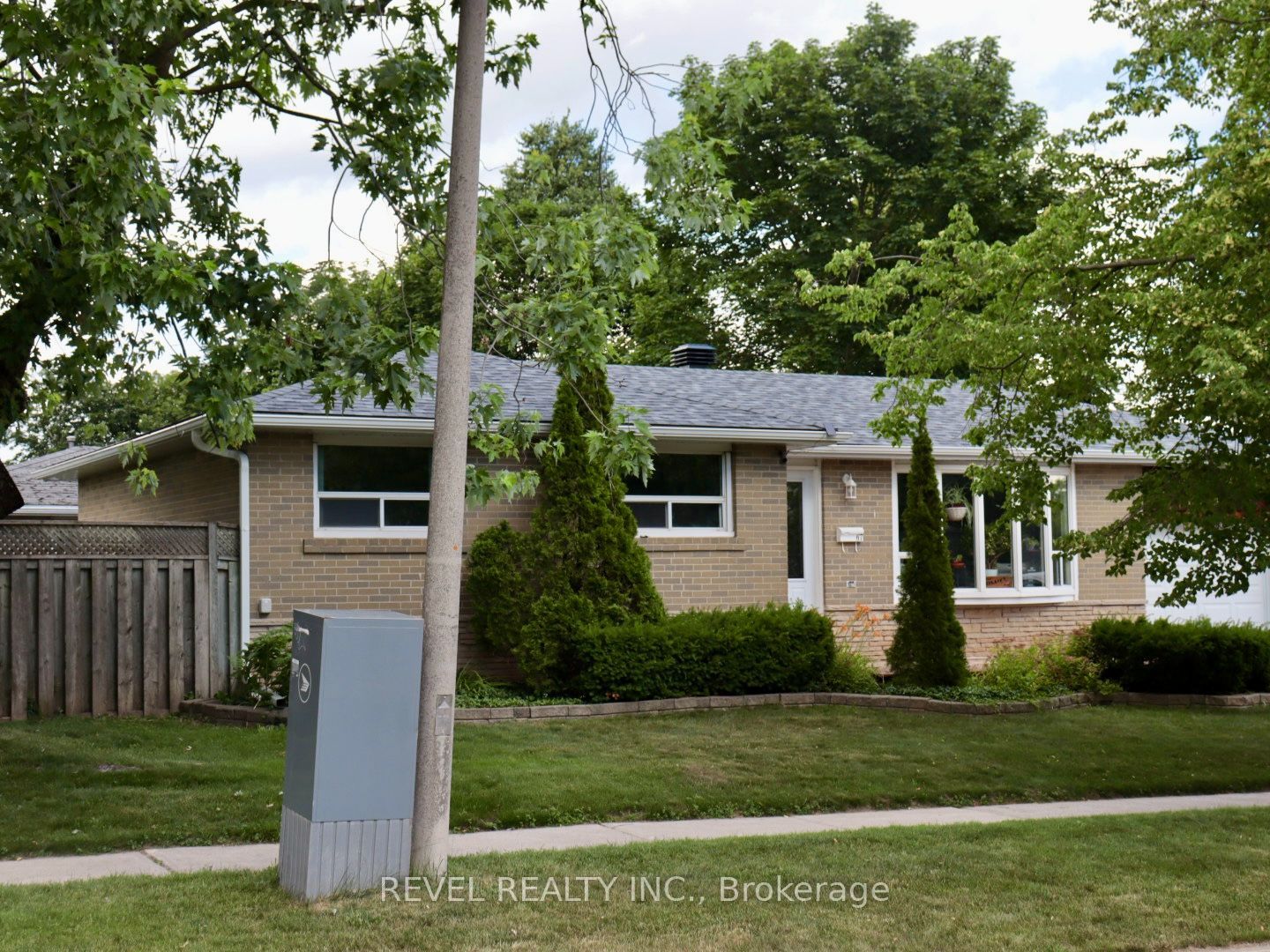 67 Carlton Drive Property Photo 12