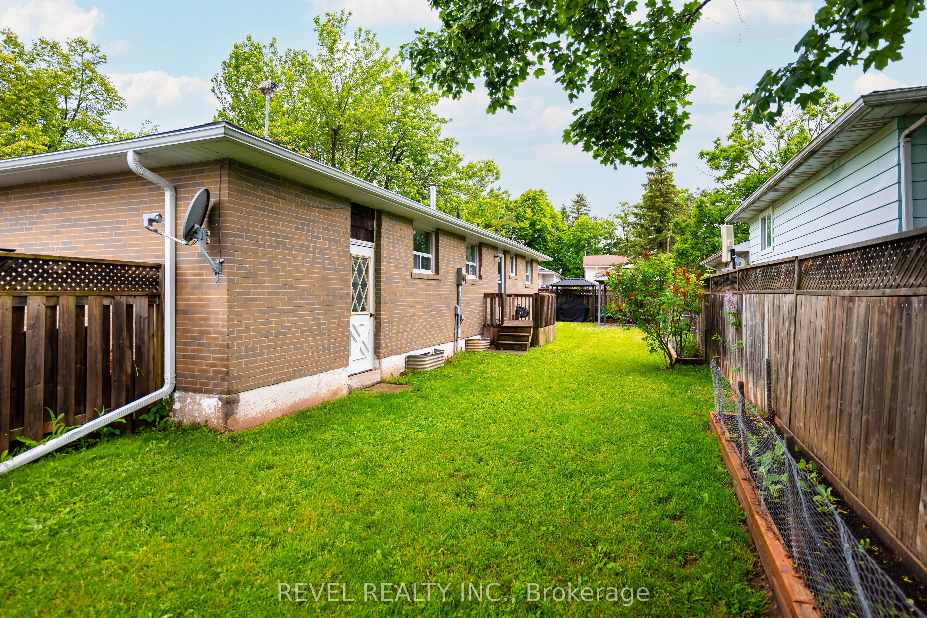 67 Carlton Drive Property Photo 15