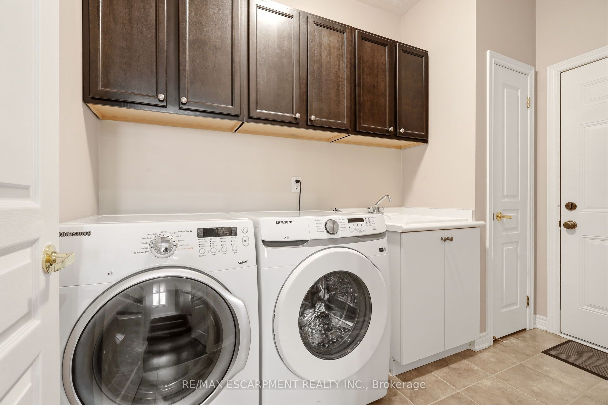 3133 Hiram Terrace Property Photo 14