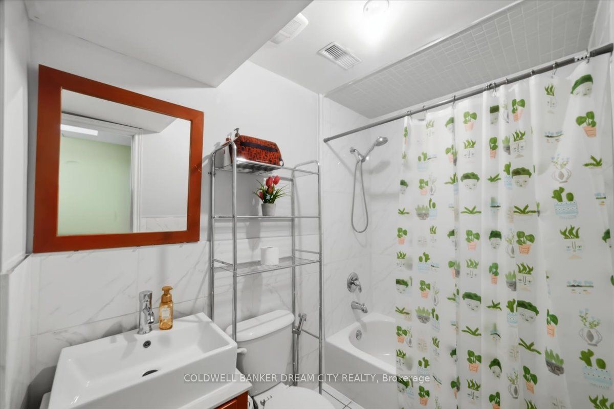 9738 Mclaughlin Road Property Photo 16