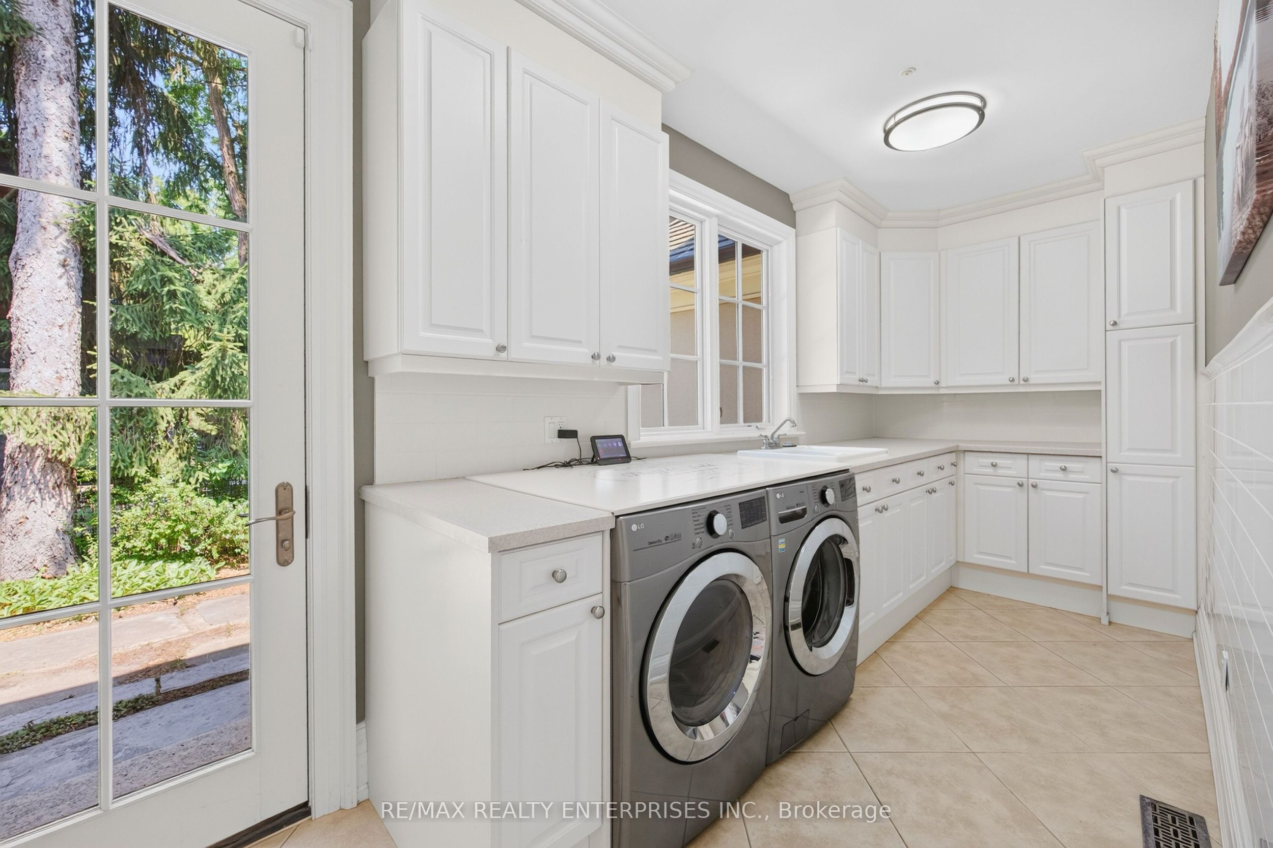 1396 Crescent Road Property Photo 24