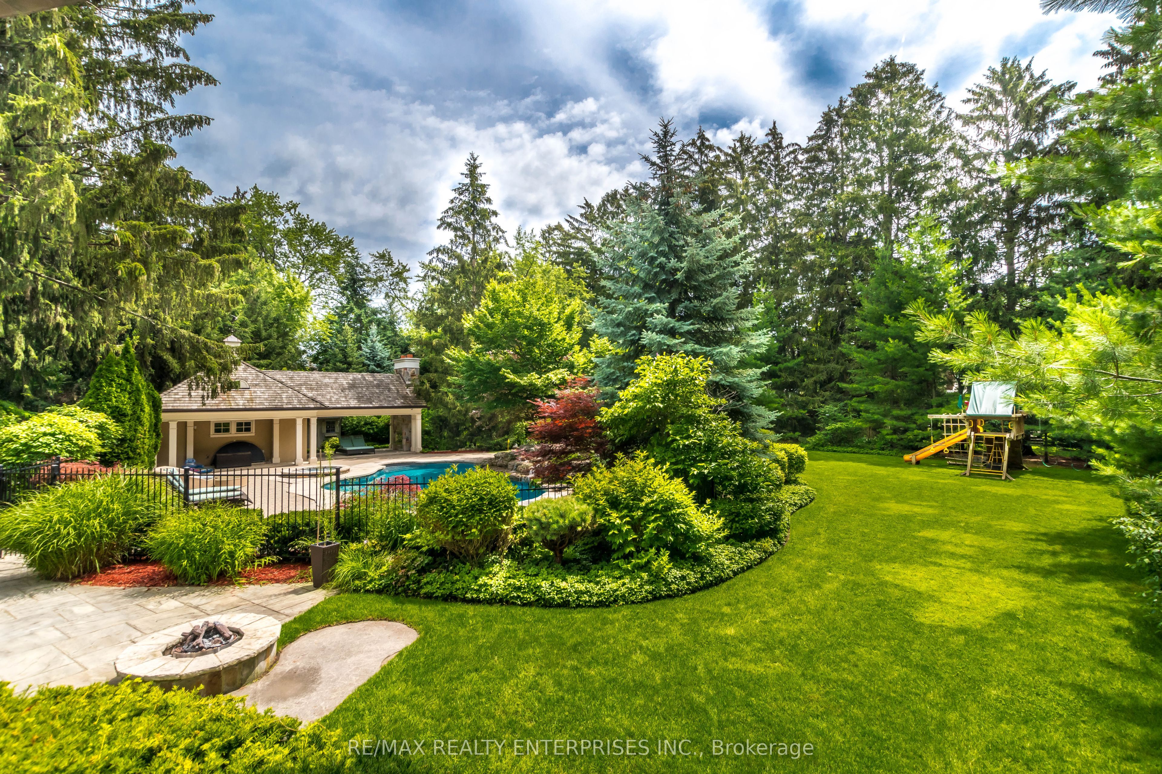 1396 Crescent Road Property Photo 44