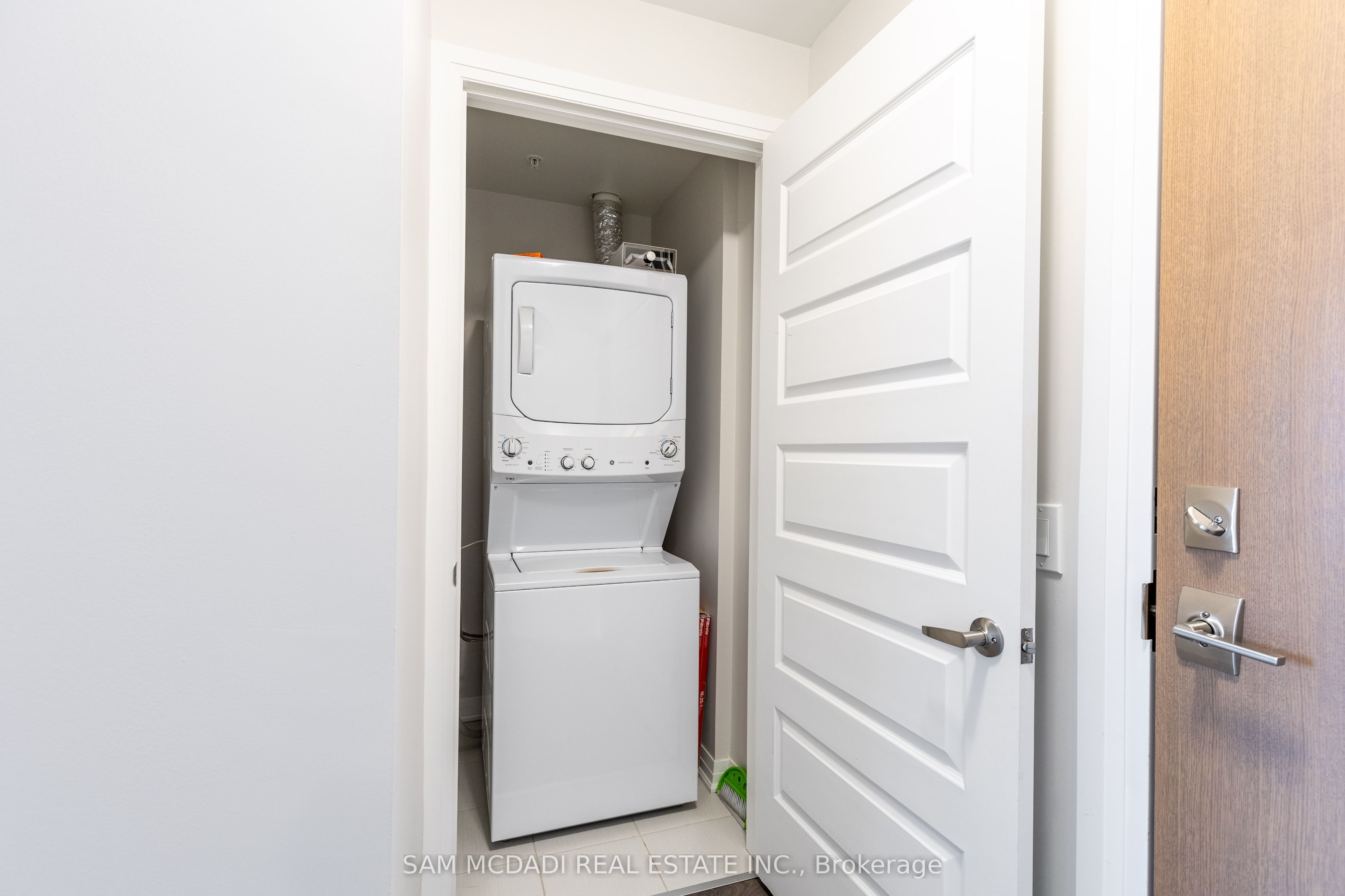 1105 Leger Way 319 Property Photo 27