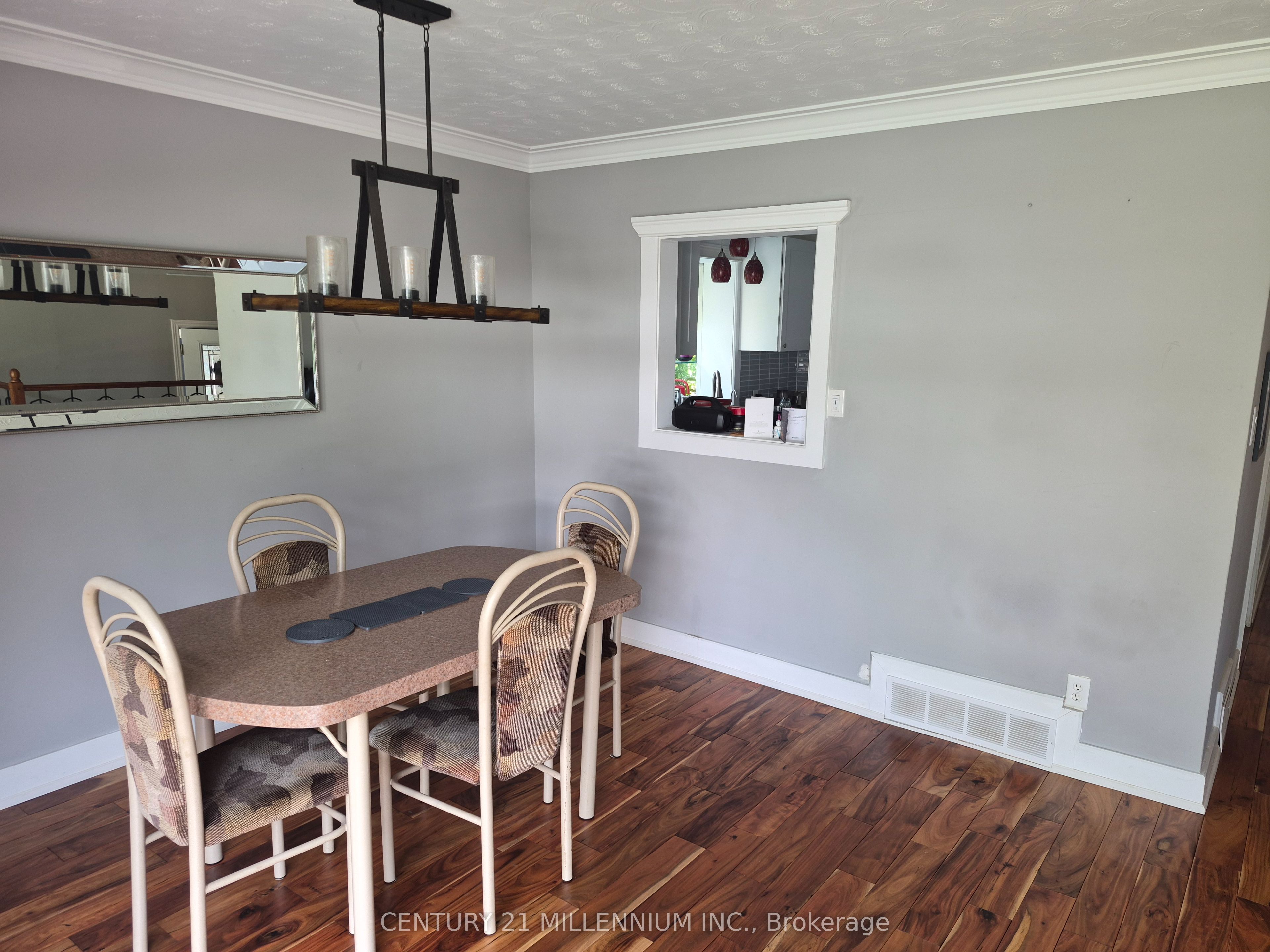 40 Meadowland Drive Property Photo 9